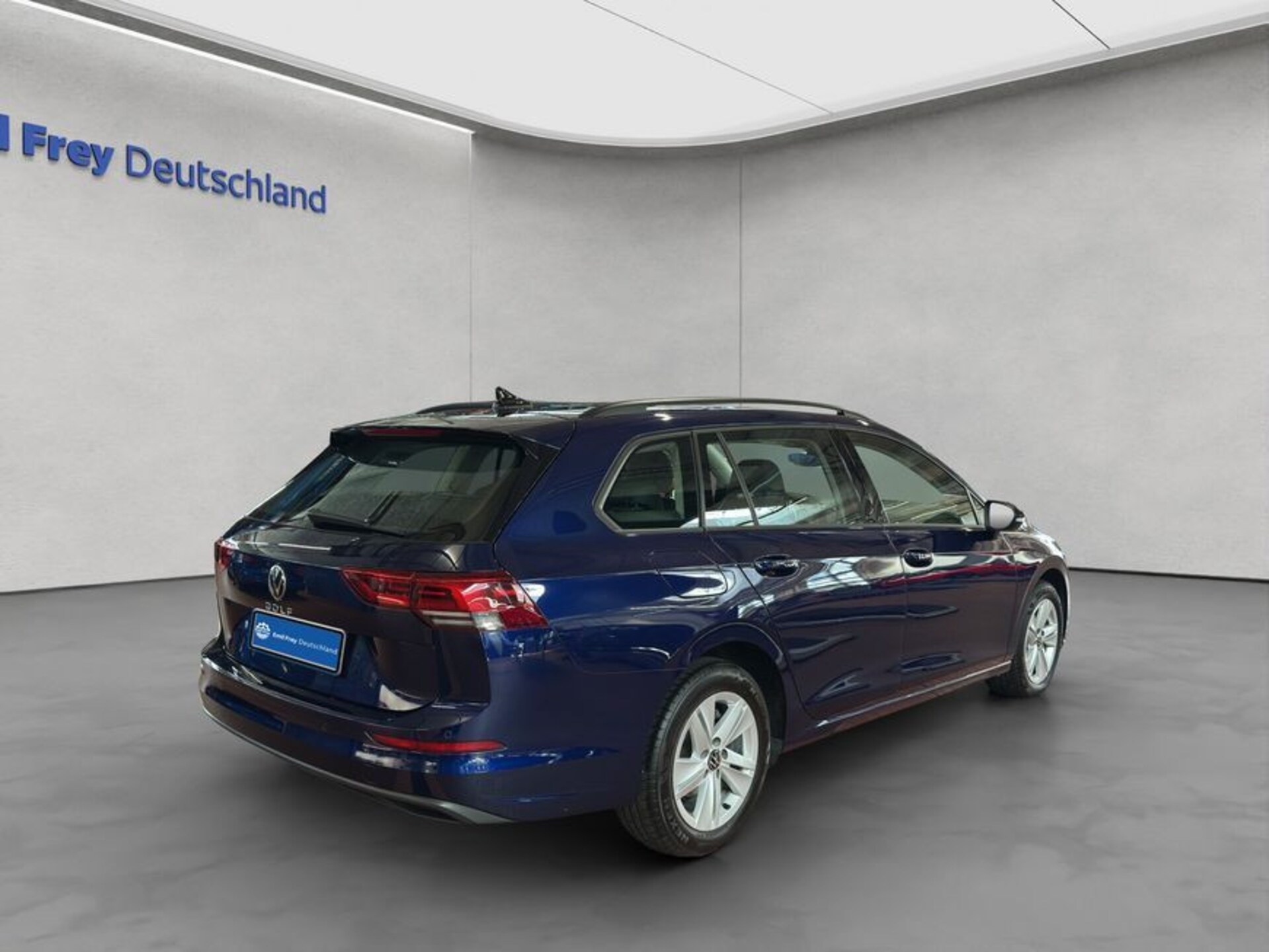 Volkswagen Golf Variant Life