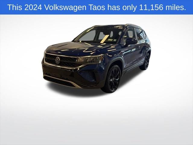 2024 Volkswagen Taos SE's photo