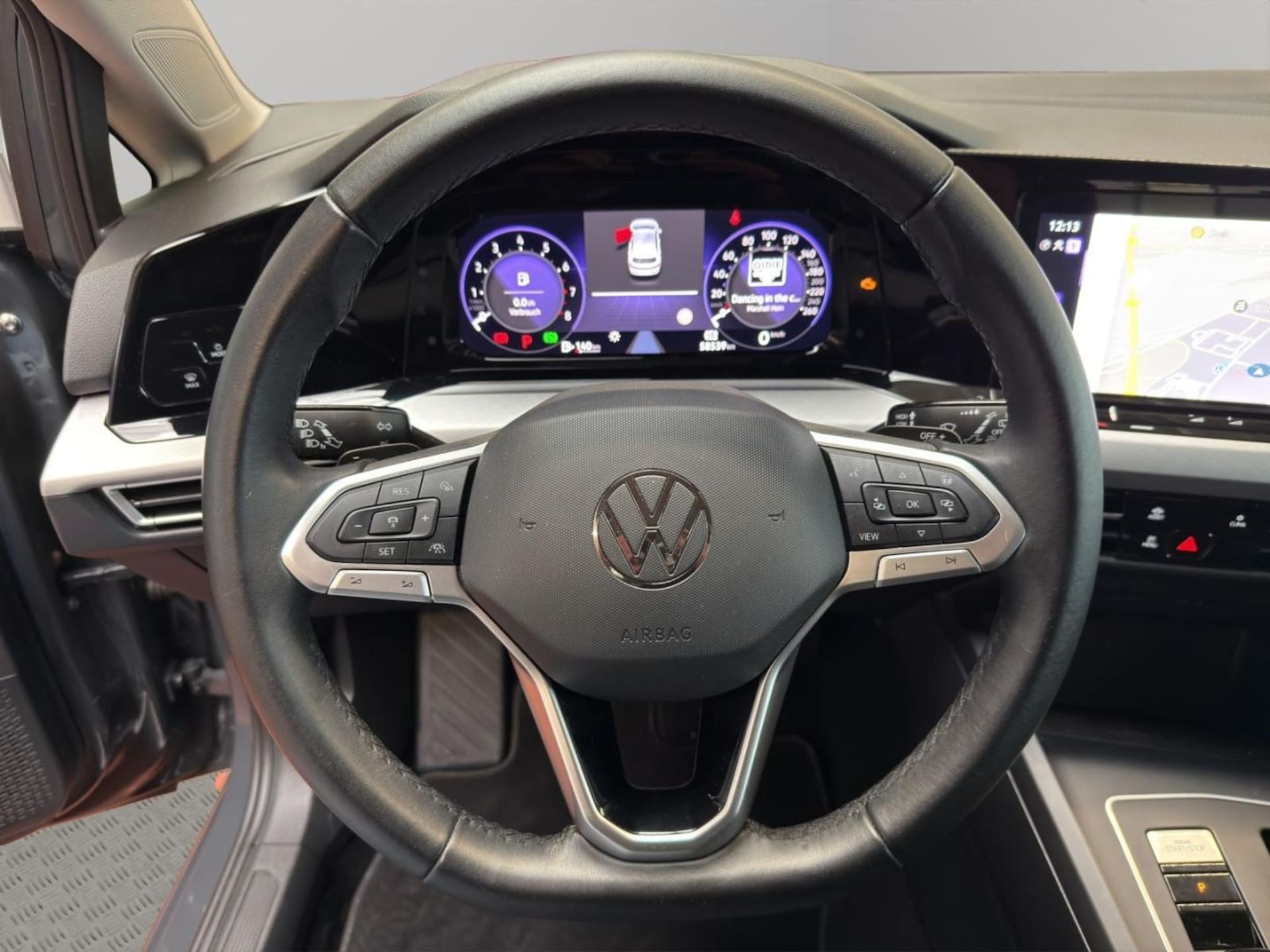 Volkswagen Golf Life