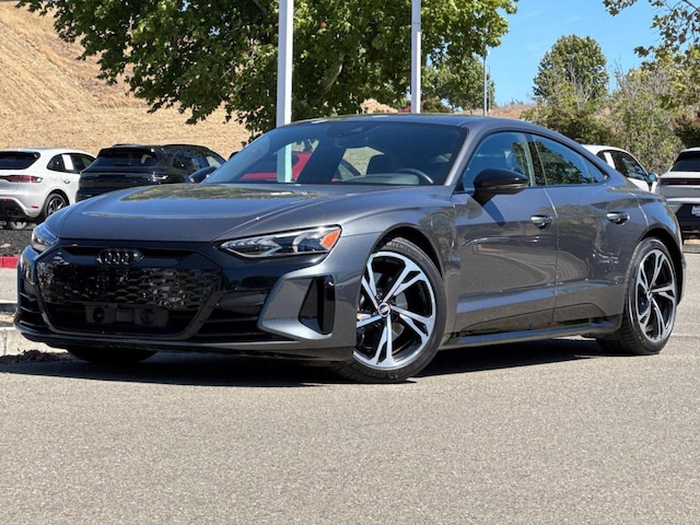 Photo of 2022 Audi e-tron GT