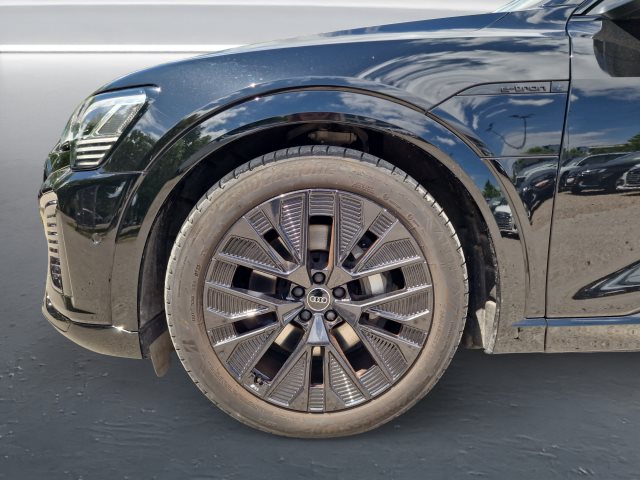 Image about Audi Q8 e-tron S line 50 e-tron quattro