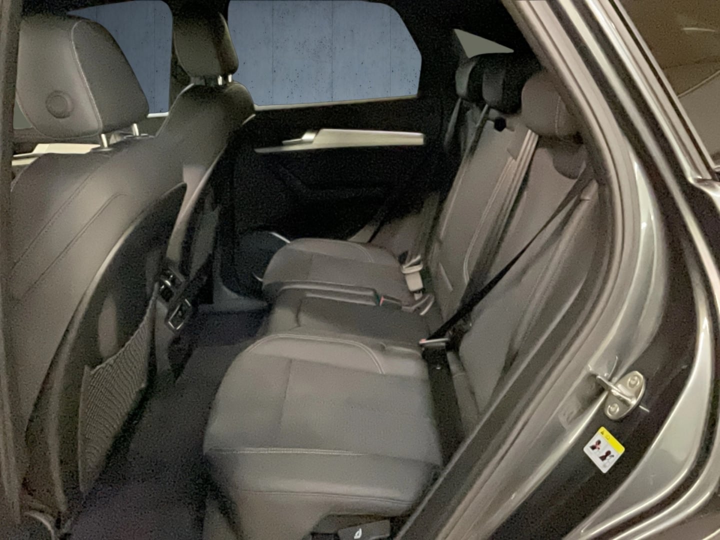 Bild über Audi Q5 Sportback 40 TDI quattro S tronic - für weitere Informationen kontaktieren Sie den Audi Partner