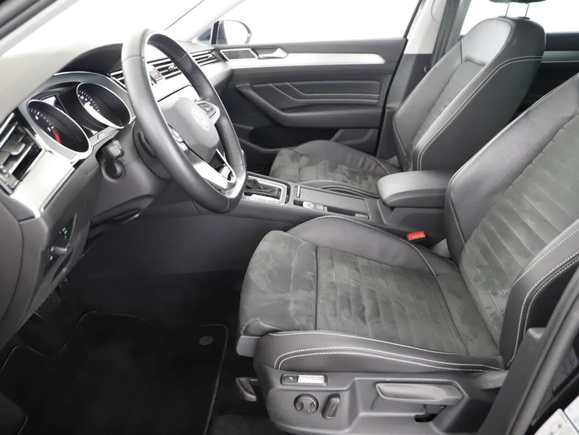 Volkswagen Passat Variant Elegance
