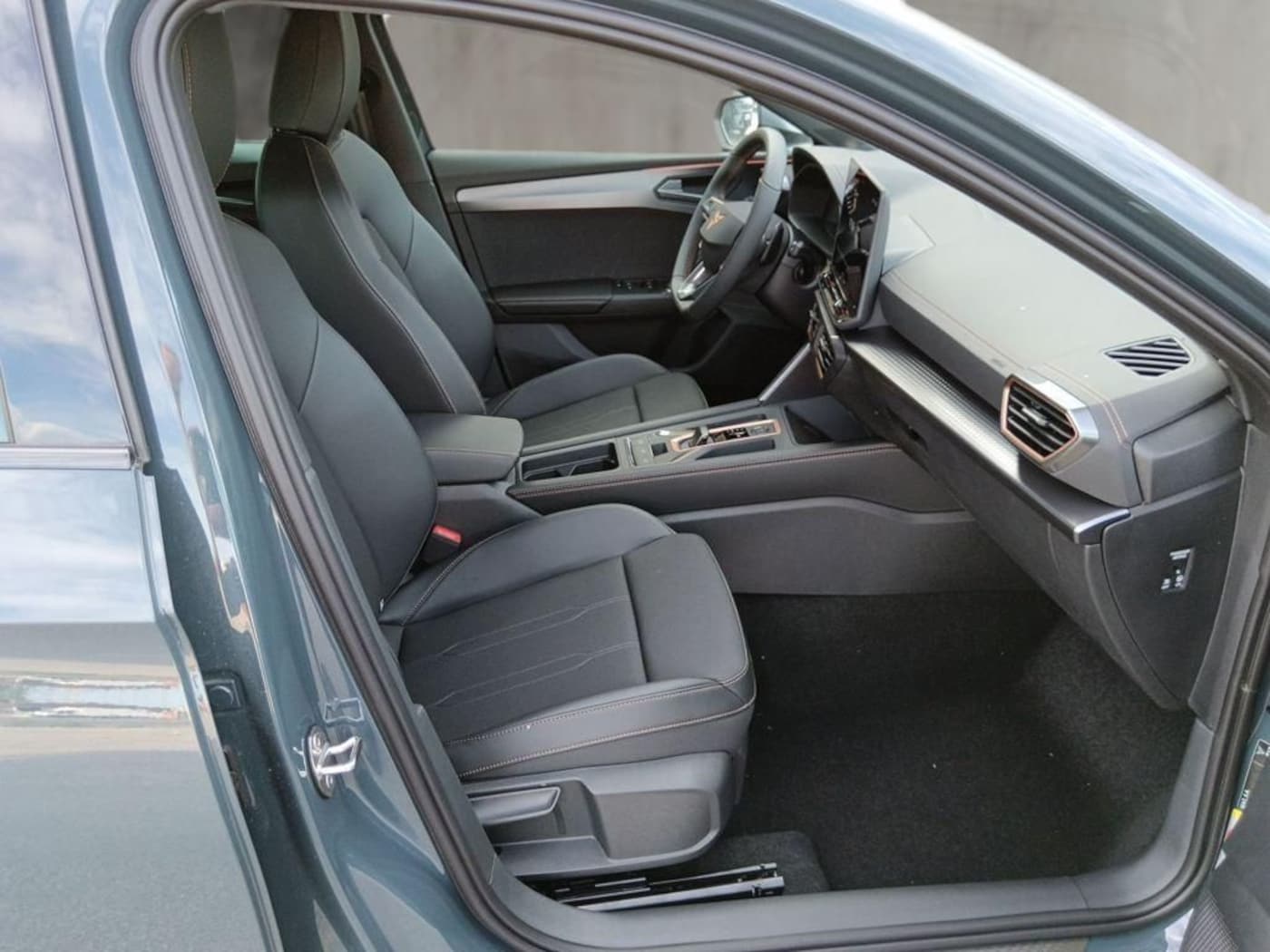 CUPRA Leon León 2.0 TDI DSG 110 kW (150 CV) — photo 5