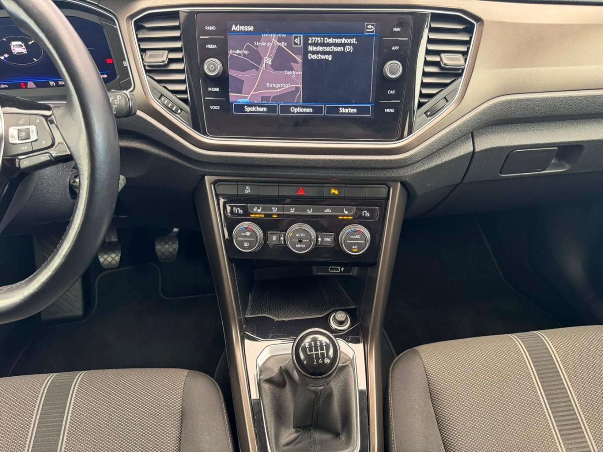 Volkswagen T-Roc Style