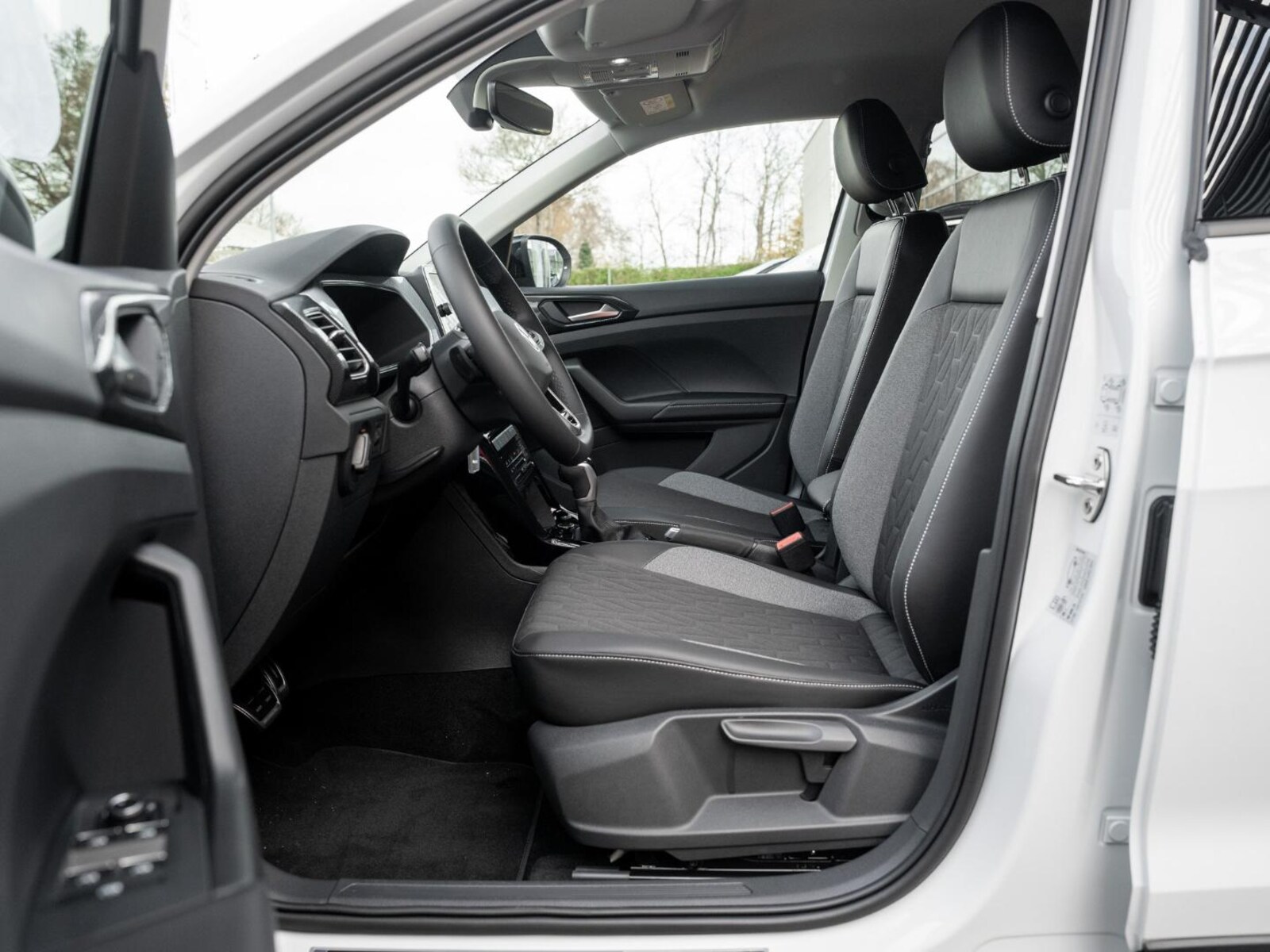 Volkswagen T-Cross – Bild 8