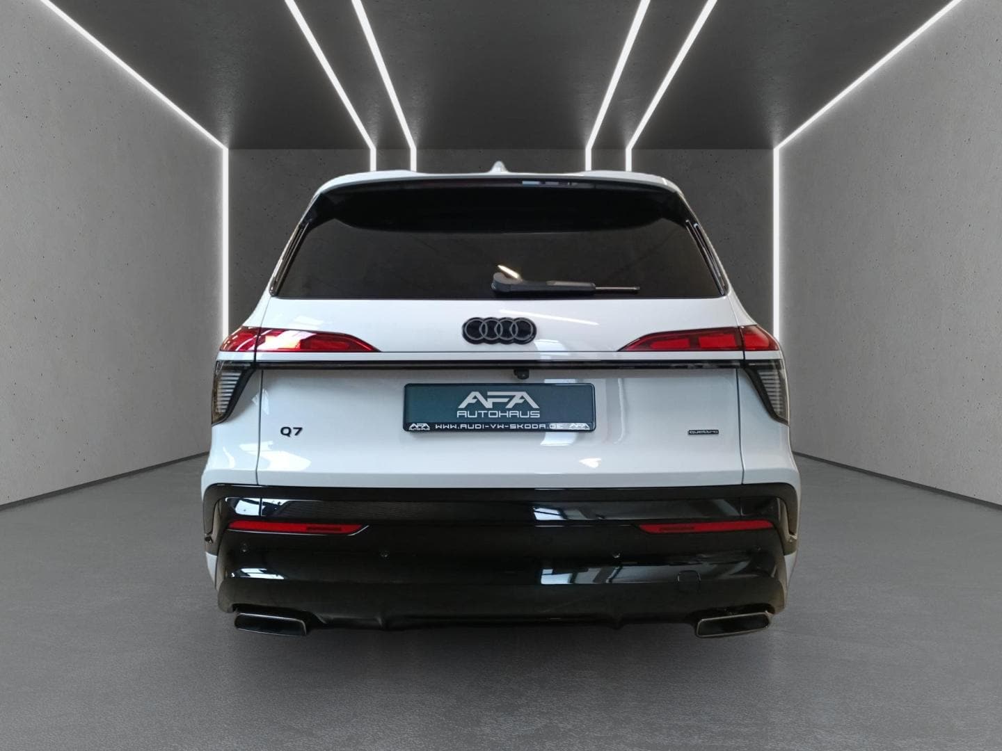 Bild über Audi Q7 SUV TDI quattro 220 kW tiptronic - für weitere Informationen kontaktieren Sie den Audi Partner