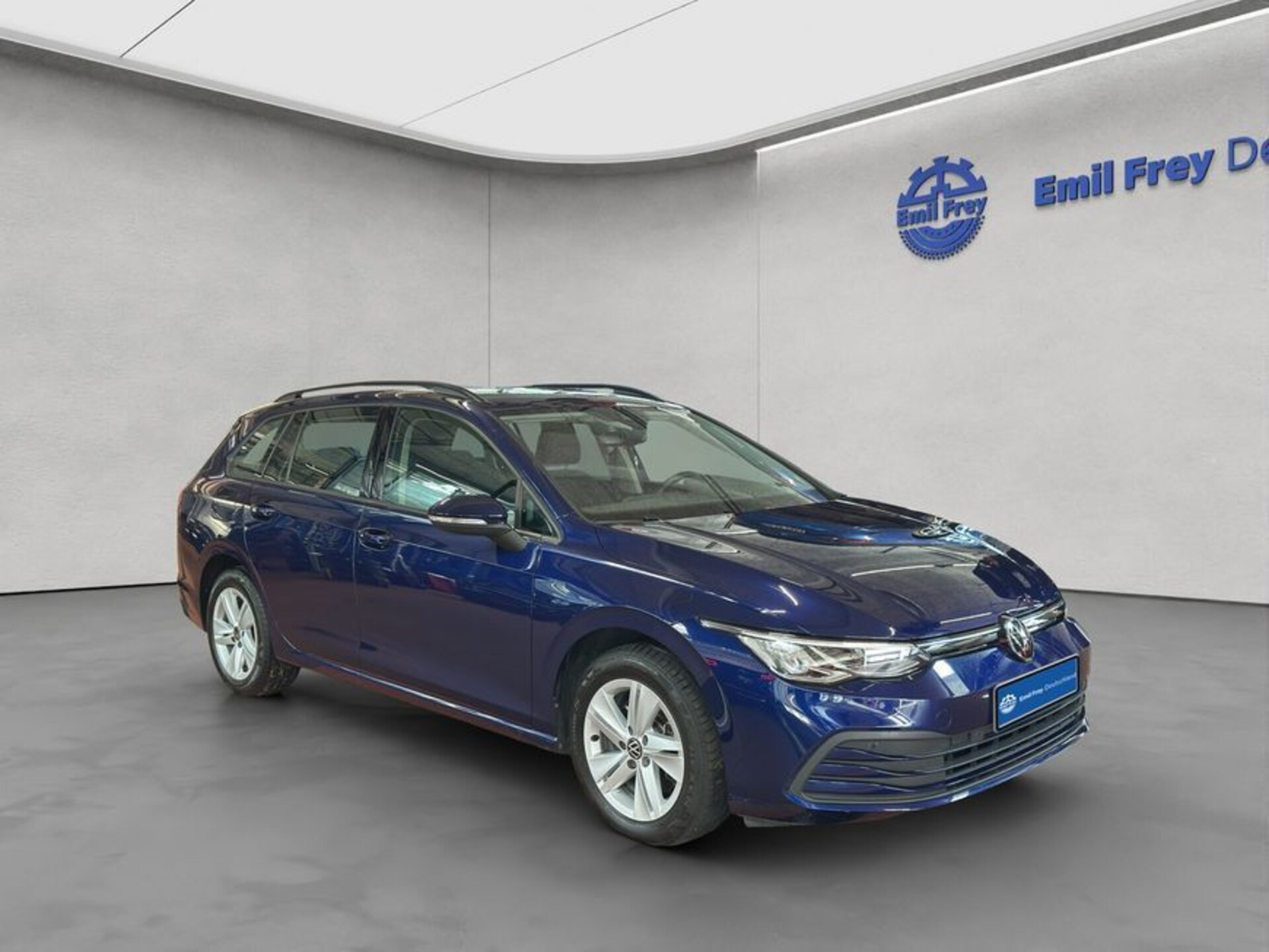 Volkswagen Golf Variant Life