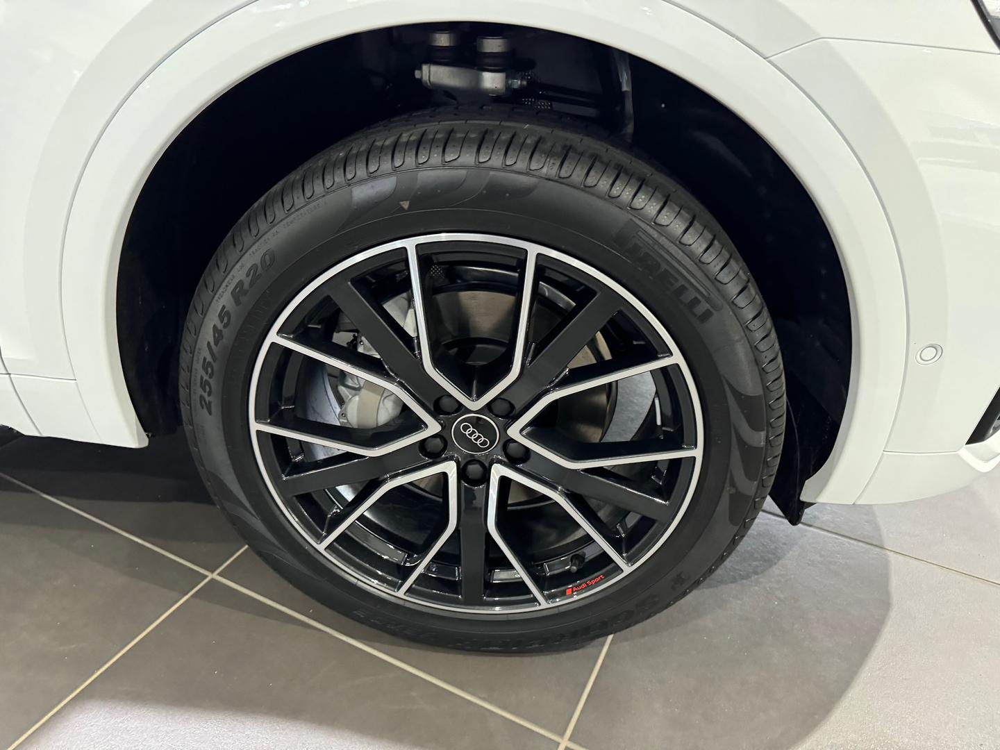 Image about Audi Q5 Sportback 40 TDI quattro S line 150 kW S tronic