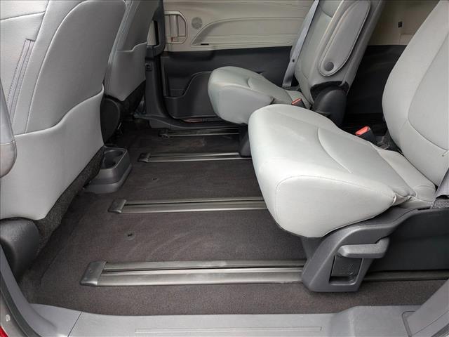 2023 TOYOTA SIENNA - Image 17