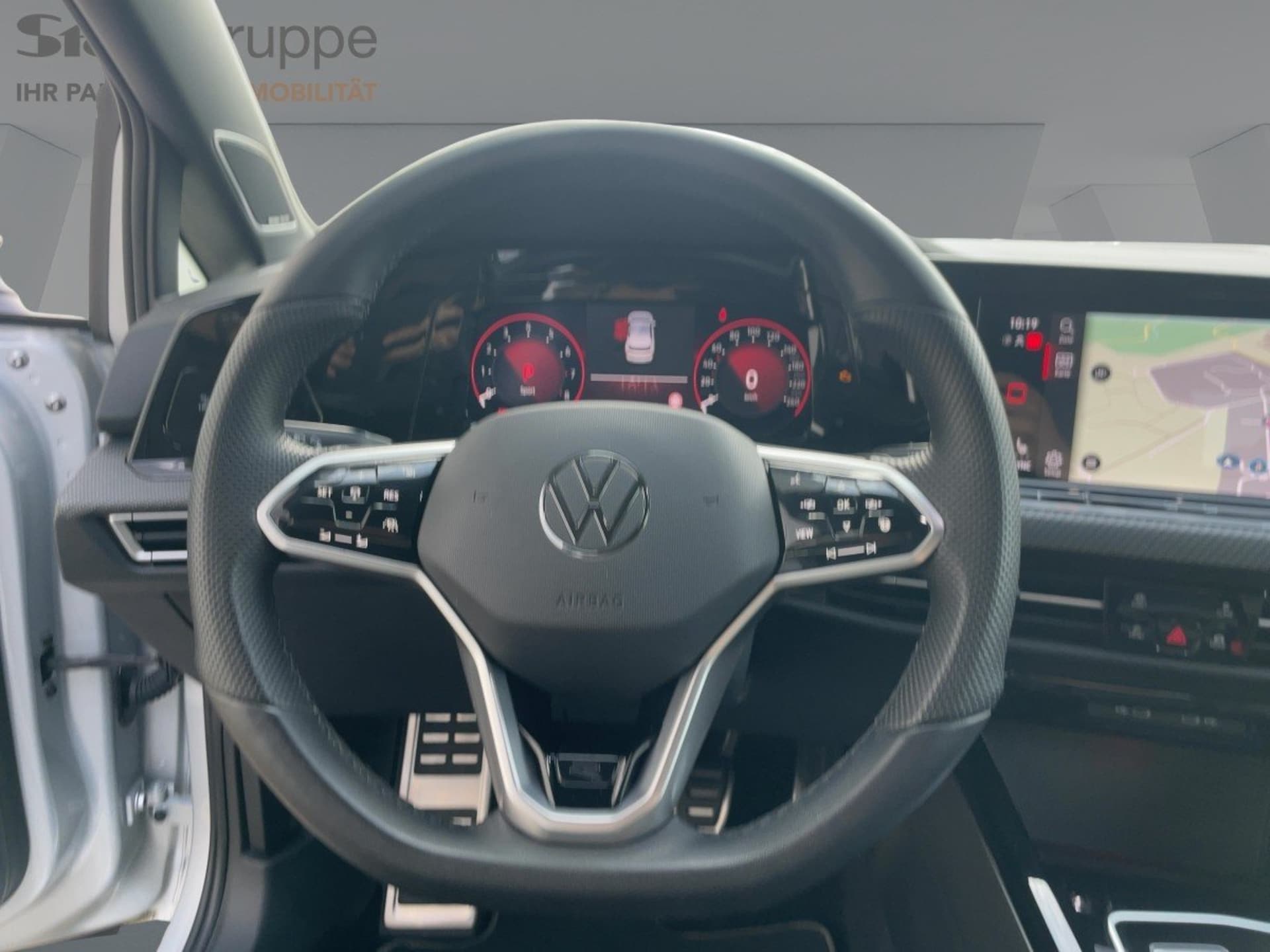 Volkswagen Golf R-Line