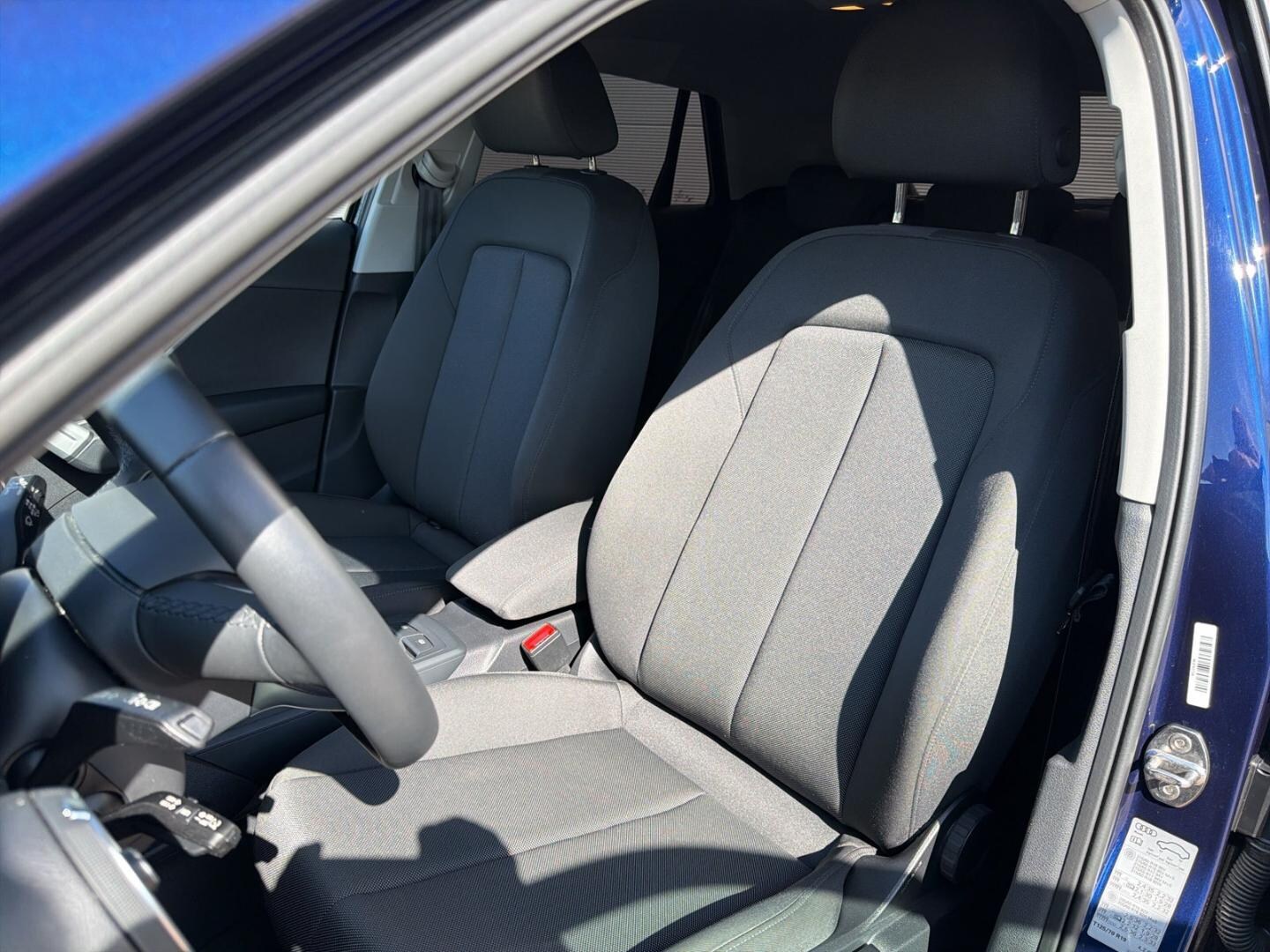 Bild über Audi Q2 S line 30 TDI S tronic - für weitere Informationen kontaktieren Sie den Audi Partner