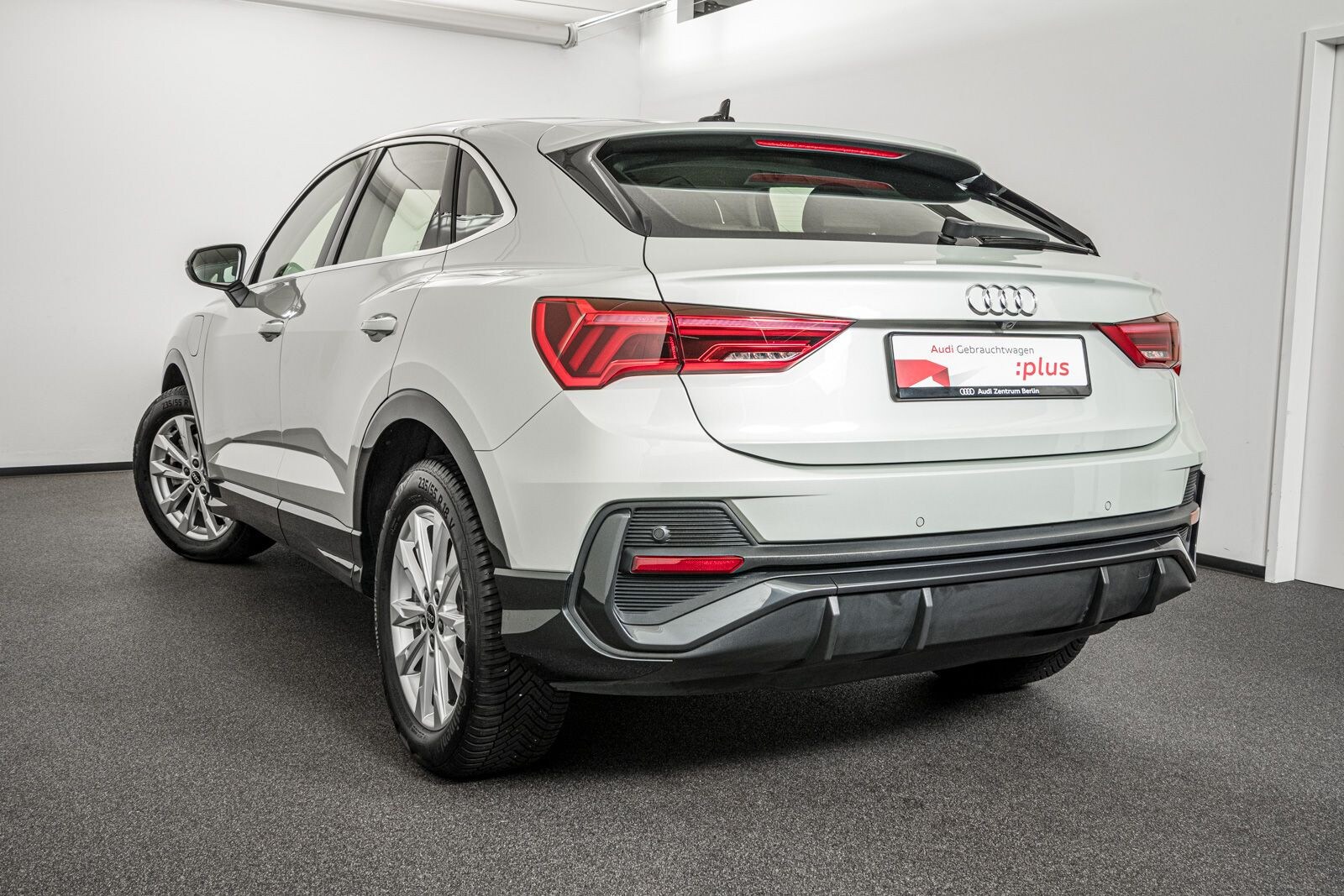 Image about Audi Q3 Sportback TFSI e 45 TFSI e S tronic