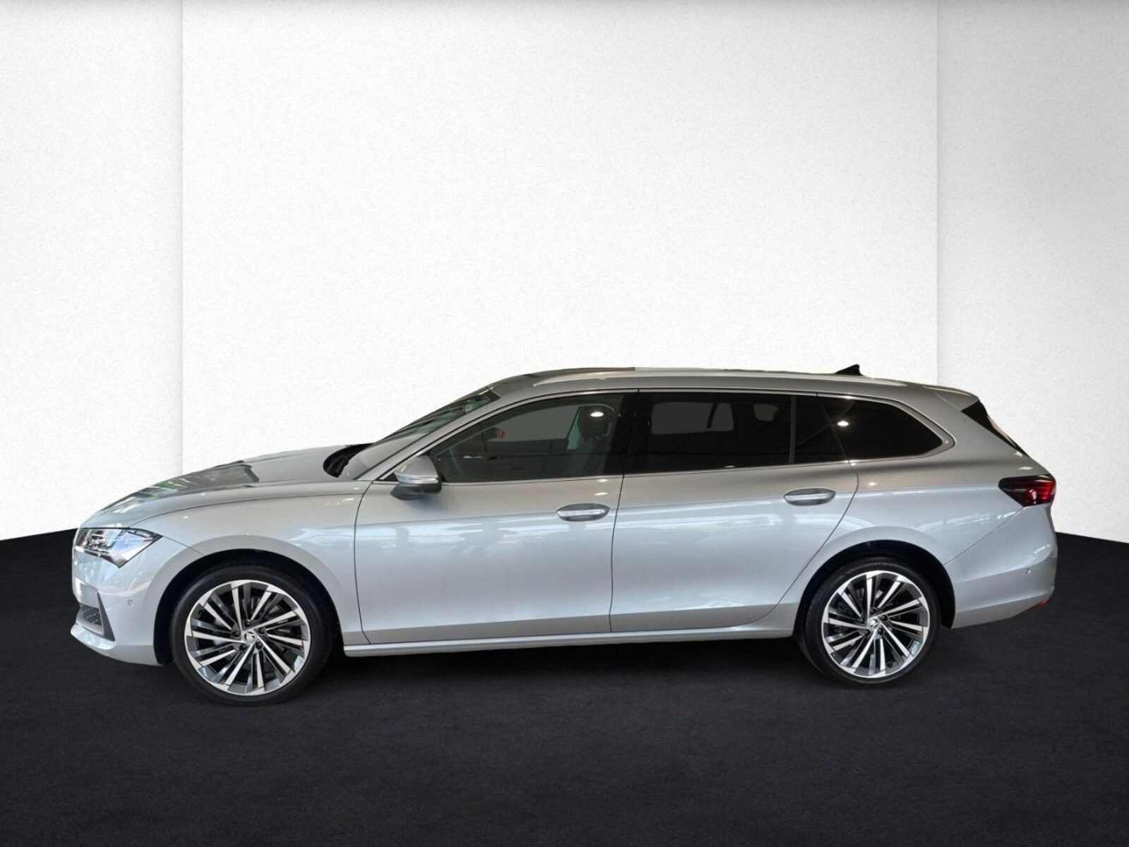 Škoda Superb Combi – Bild 6