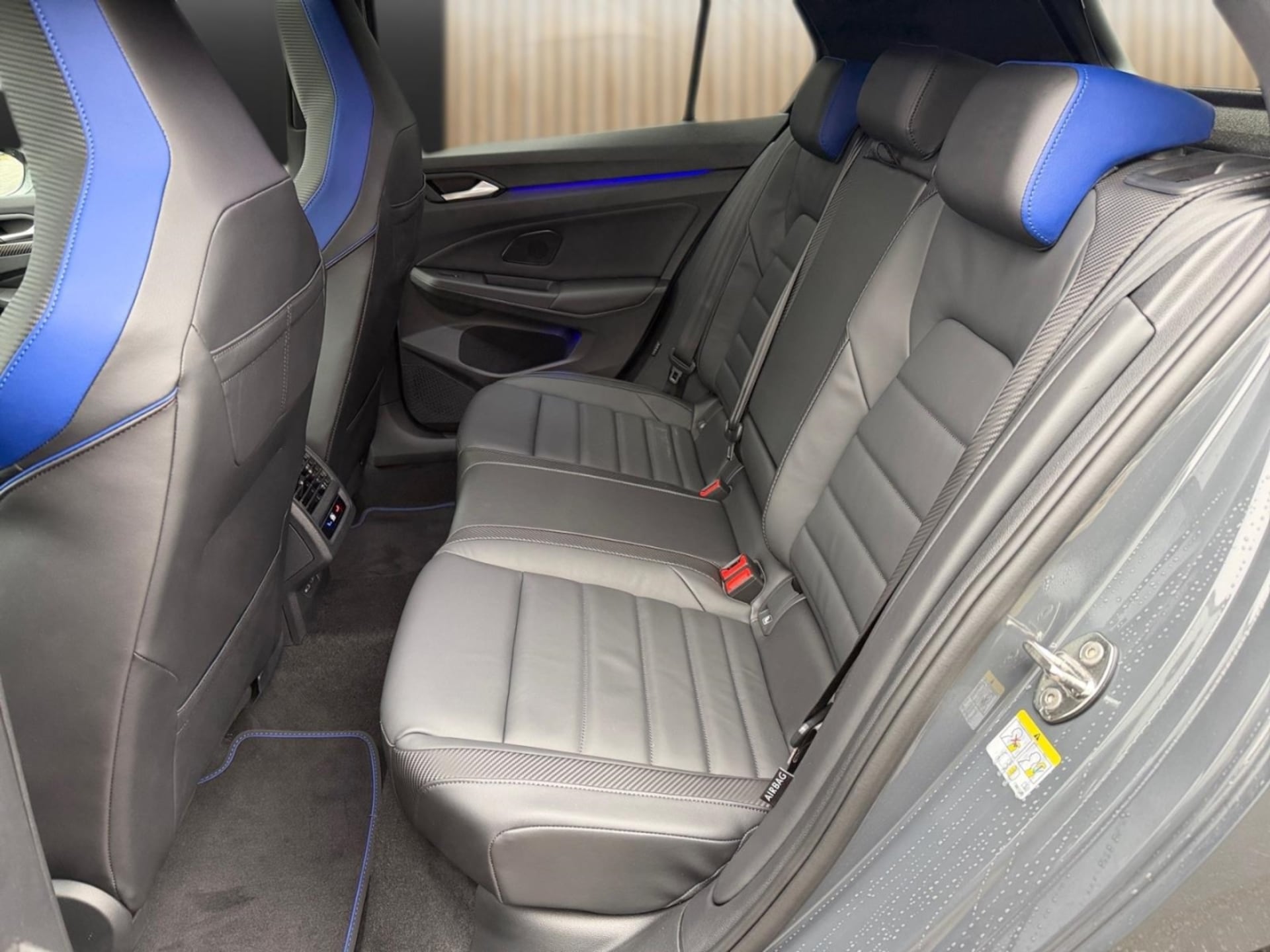 Volkswagen Golf R Black Edition