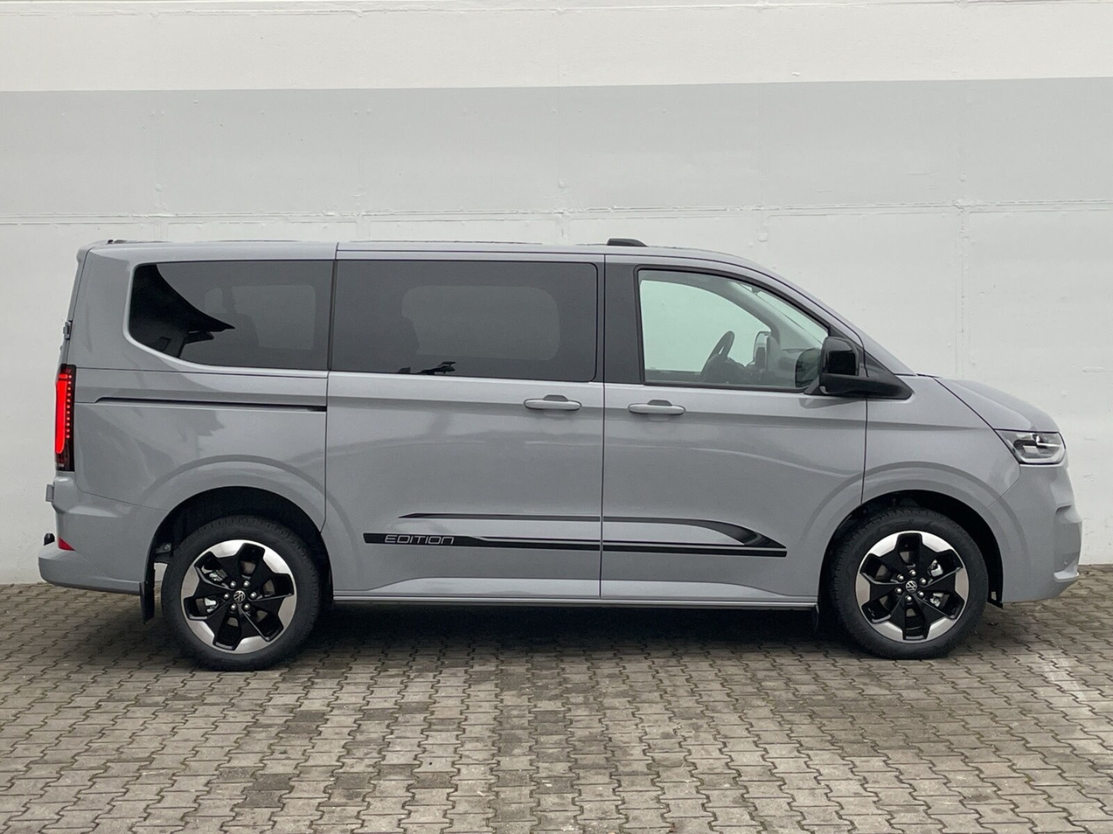 Volkswagen Caravelle – Bild 5