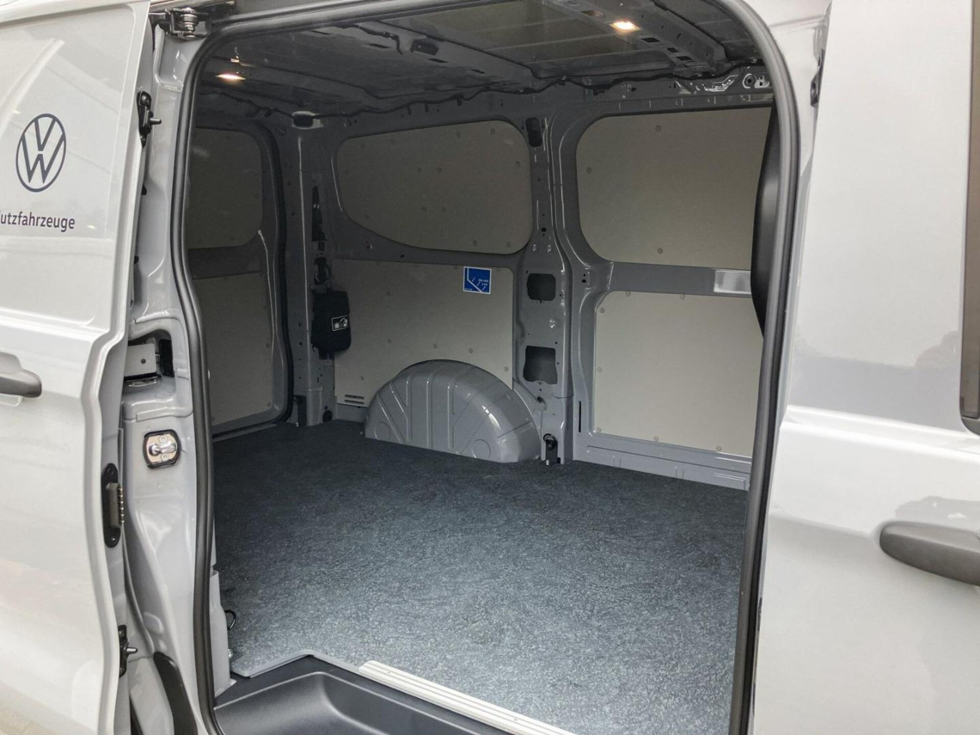 Volkswagen Transporter Kasten kurzer Radstand