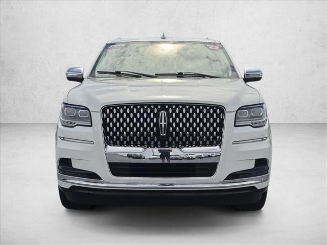 2022 Lincoln Navigator