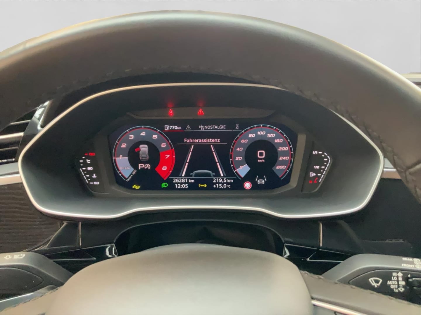 Bild über Audi Q3 35 TFSI S tronic - für weitere Informationen kontaktieren Sie den Audi Partner