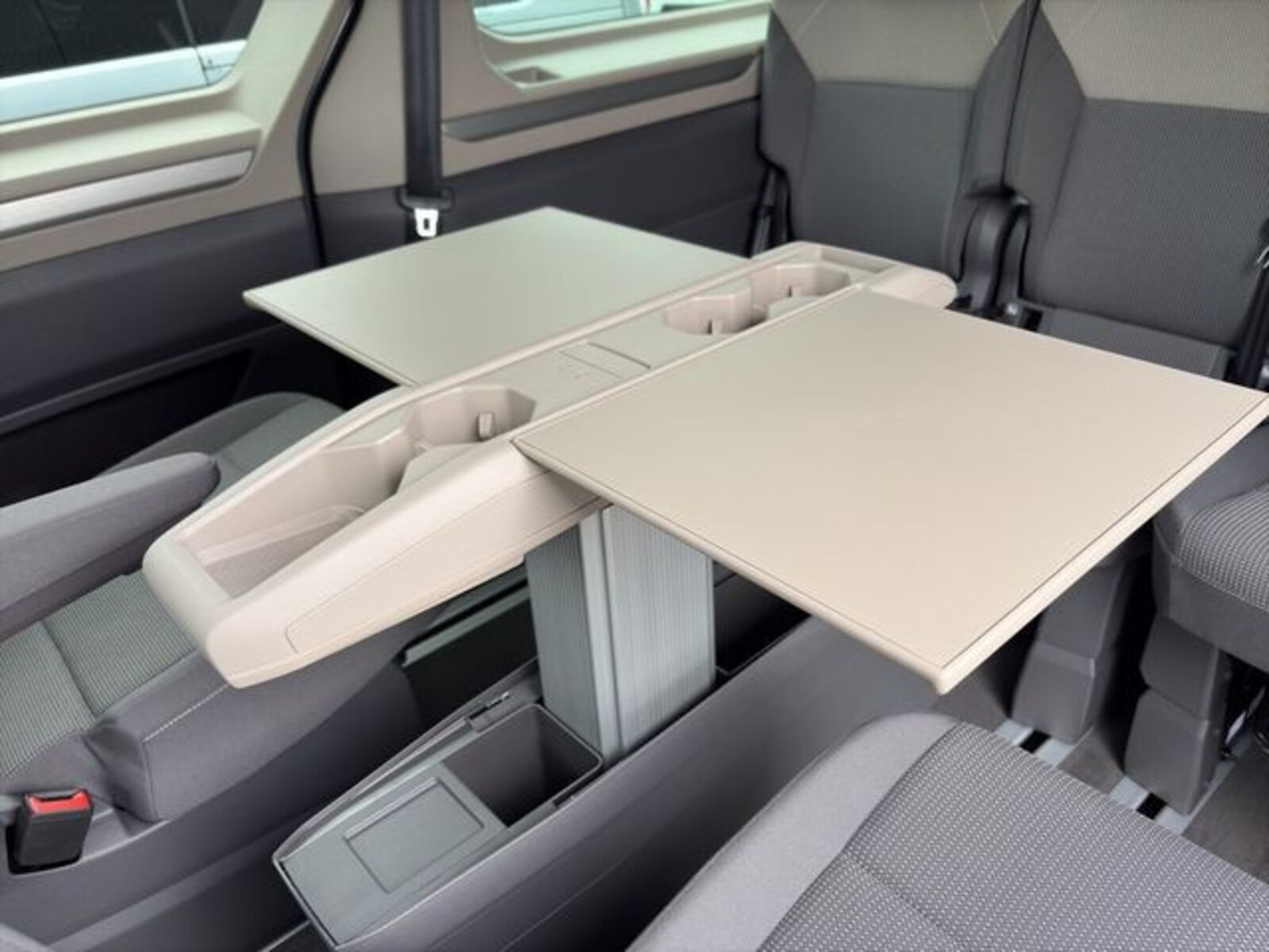 Volkswagen Multivan Langversion – Bild 25
