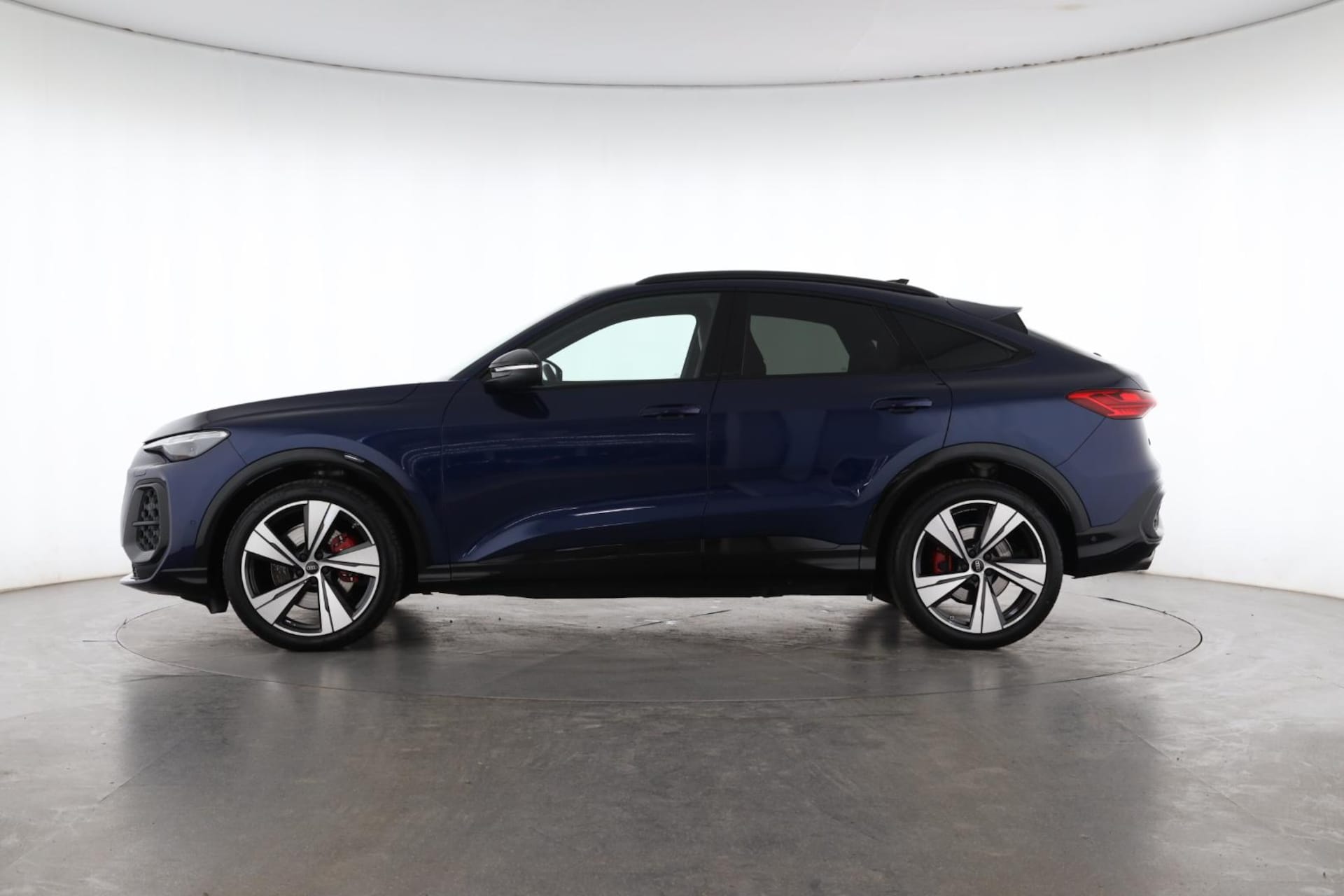 Audi SQ5 Sportback edition one