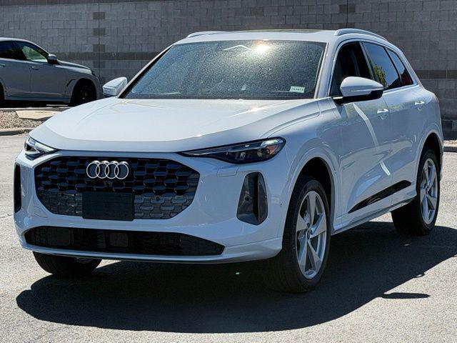 2026 Audi Q5 Premium Plus quattro's photo