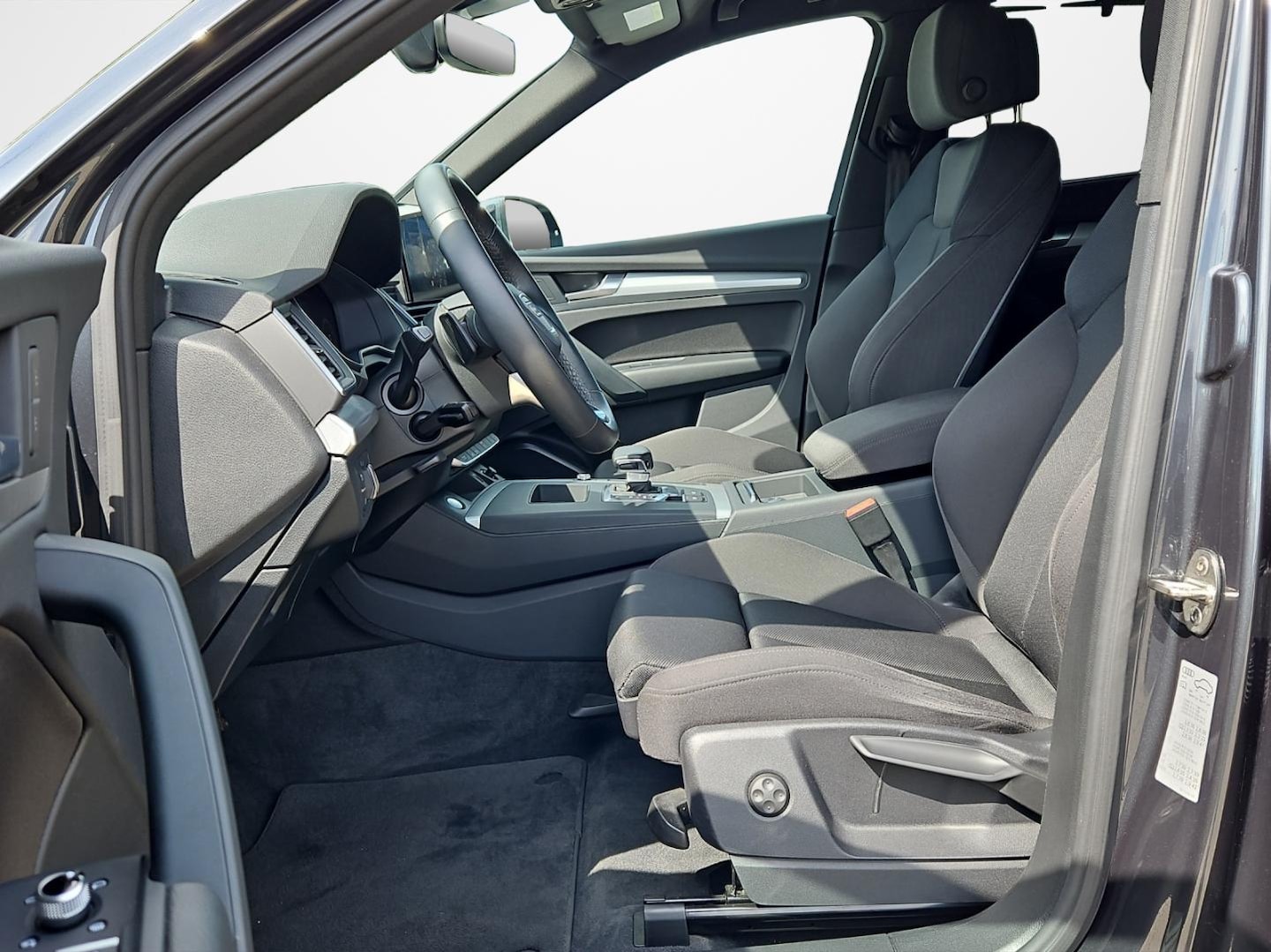 Bild über Audi Q5 TFSI e advanced 50 TFSI e quattro S tronic - für weitere Informationen kontaktieren Sie den Audi Partner