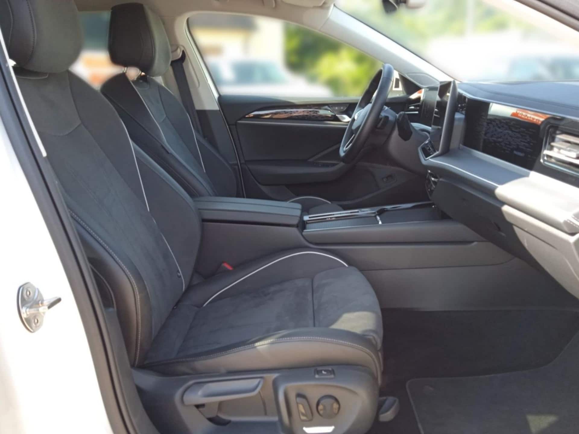 Volkswagen Passat Elegance