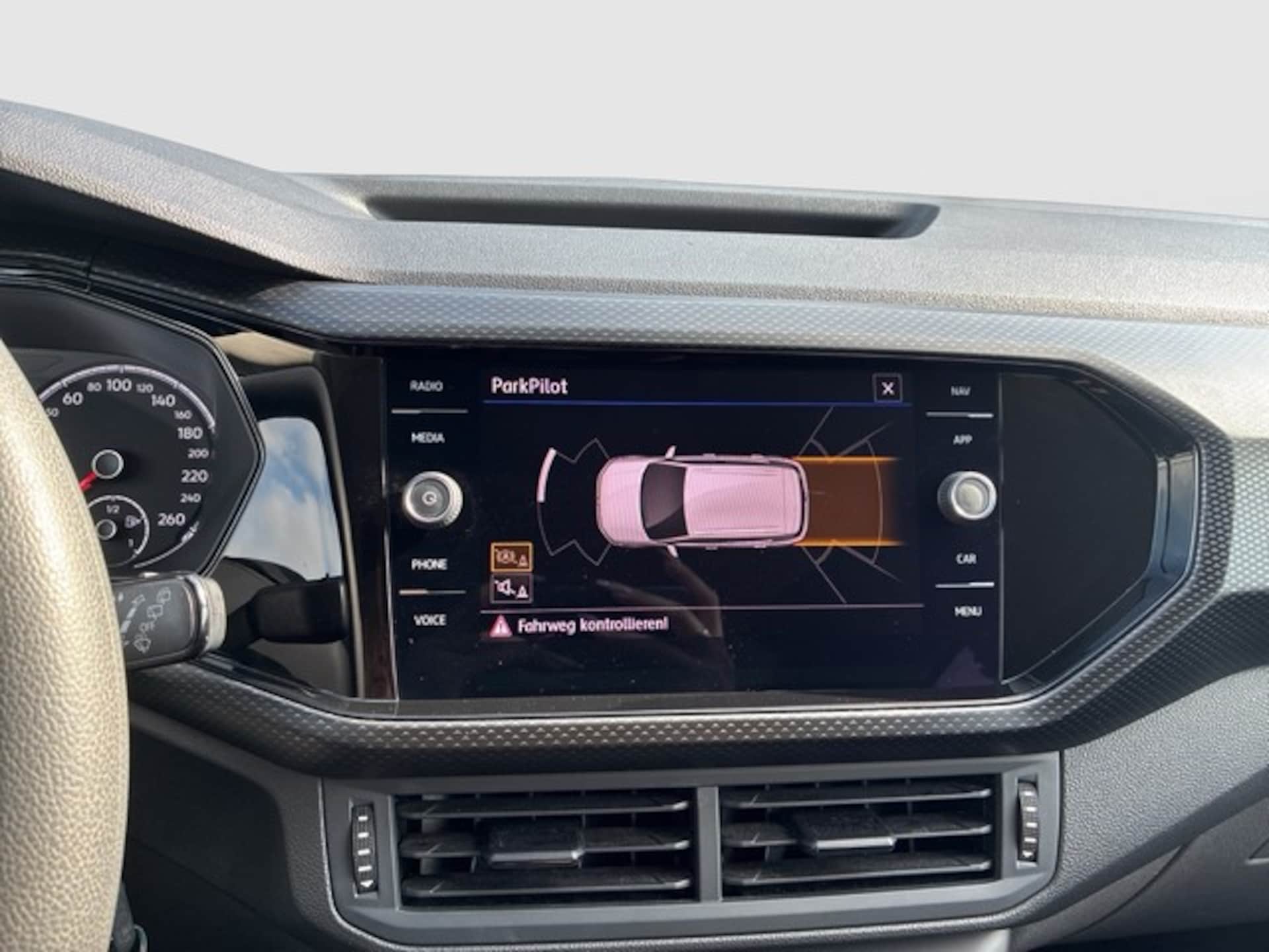 Volkswagen T-Cross Life
