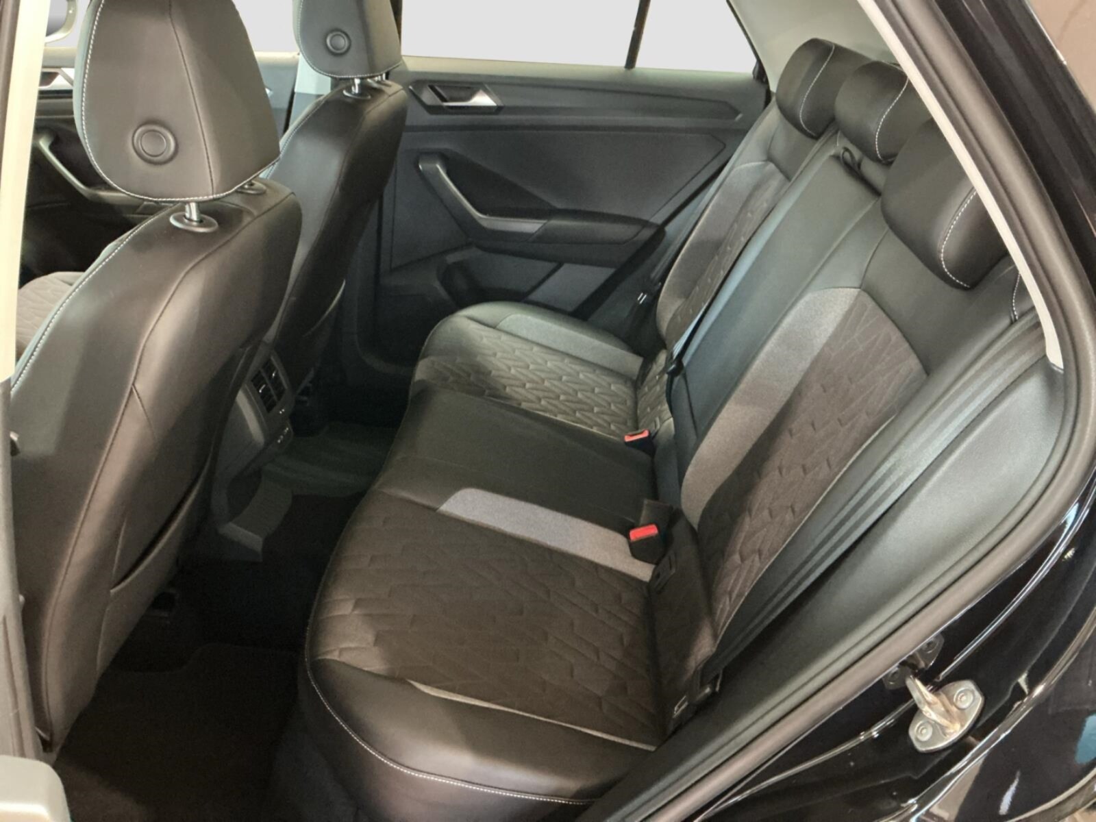 Volkswagen T-Roc – Bild 11