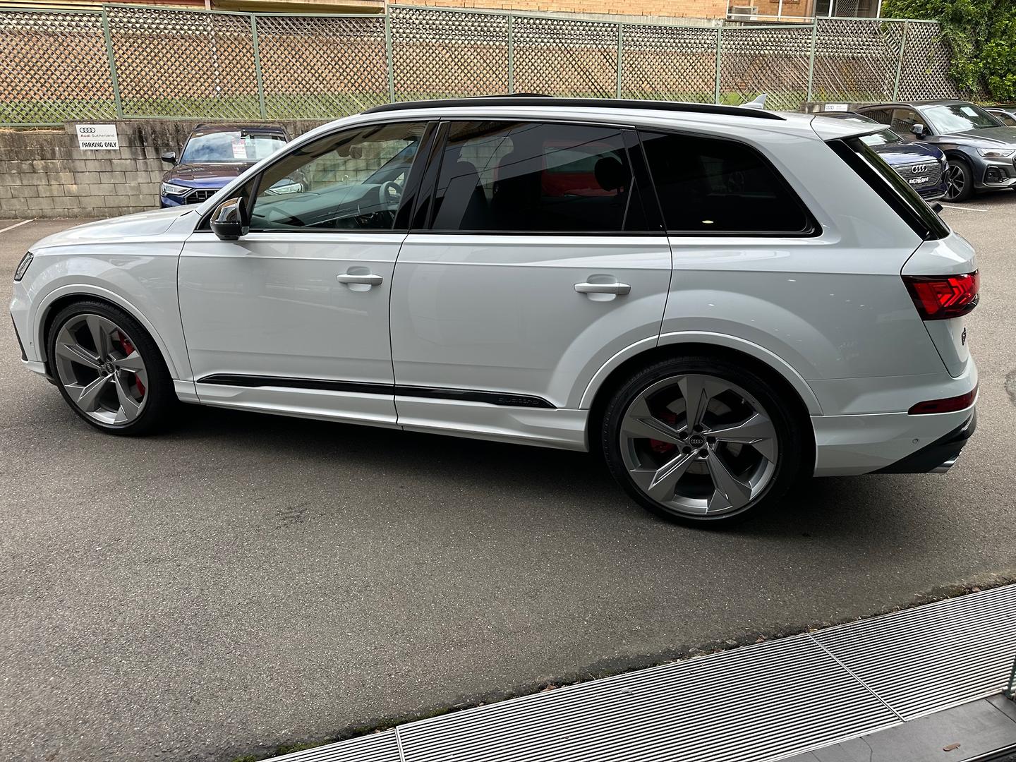 Image about Audi SQ7 SQ7 TFSI 373 kW tiptronic
