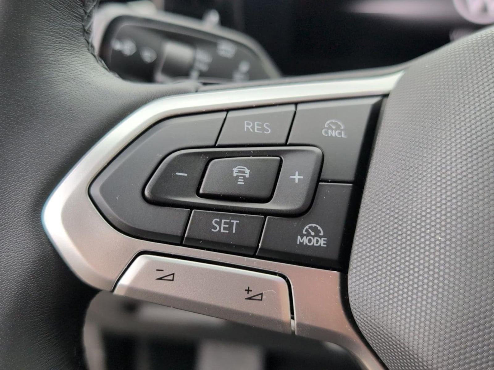 Volkswagen Tiguan – Bild 20