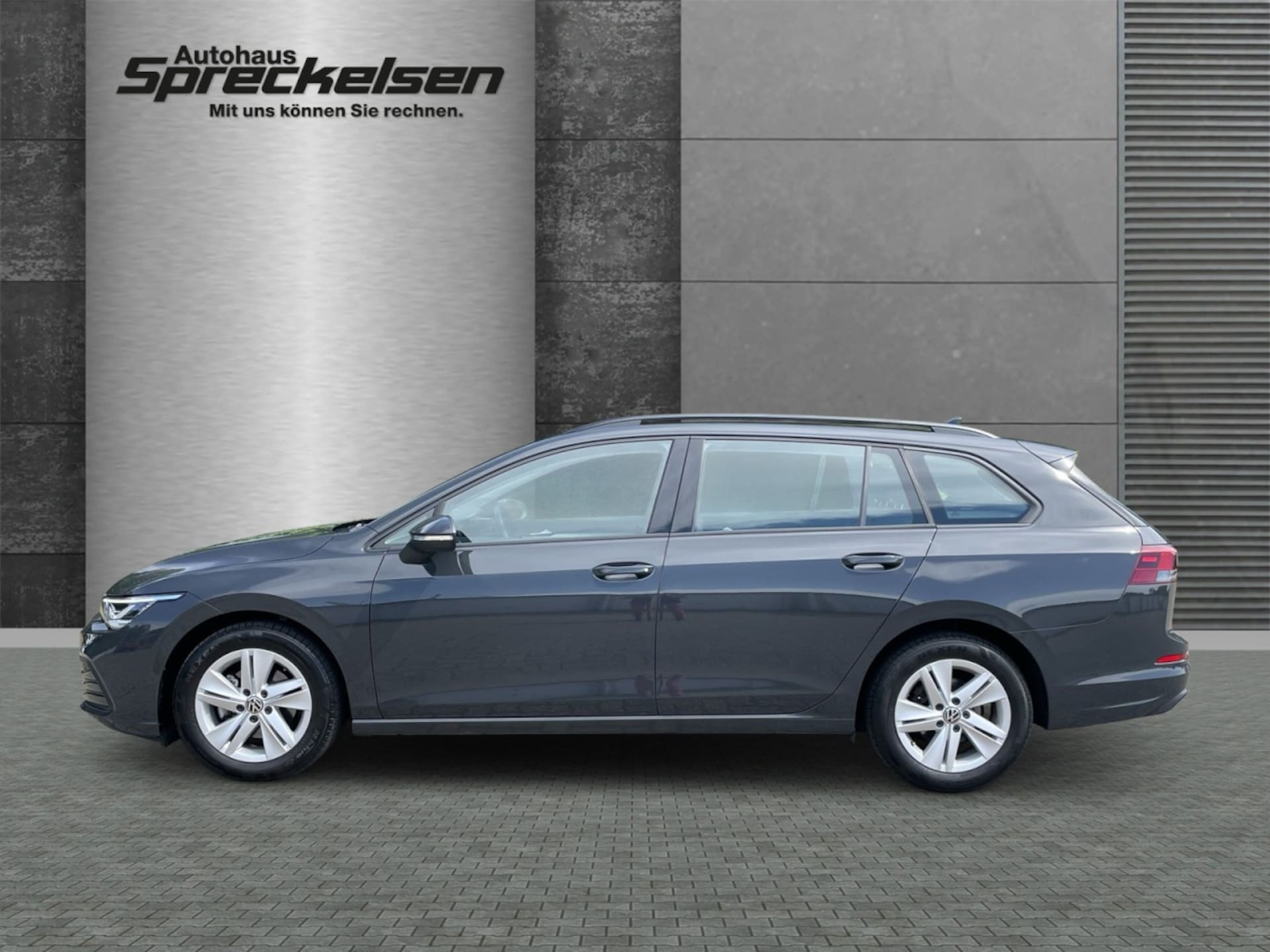 Volkswagen Golf Variant Life
