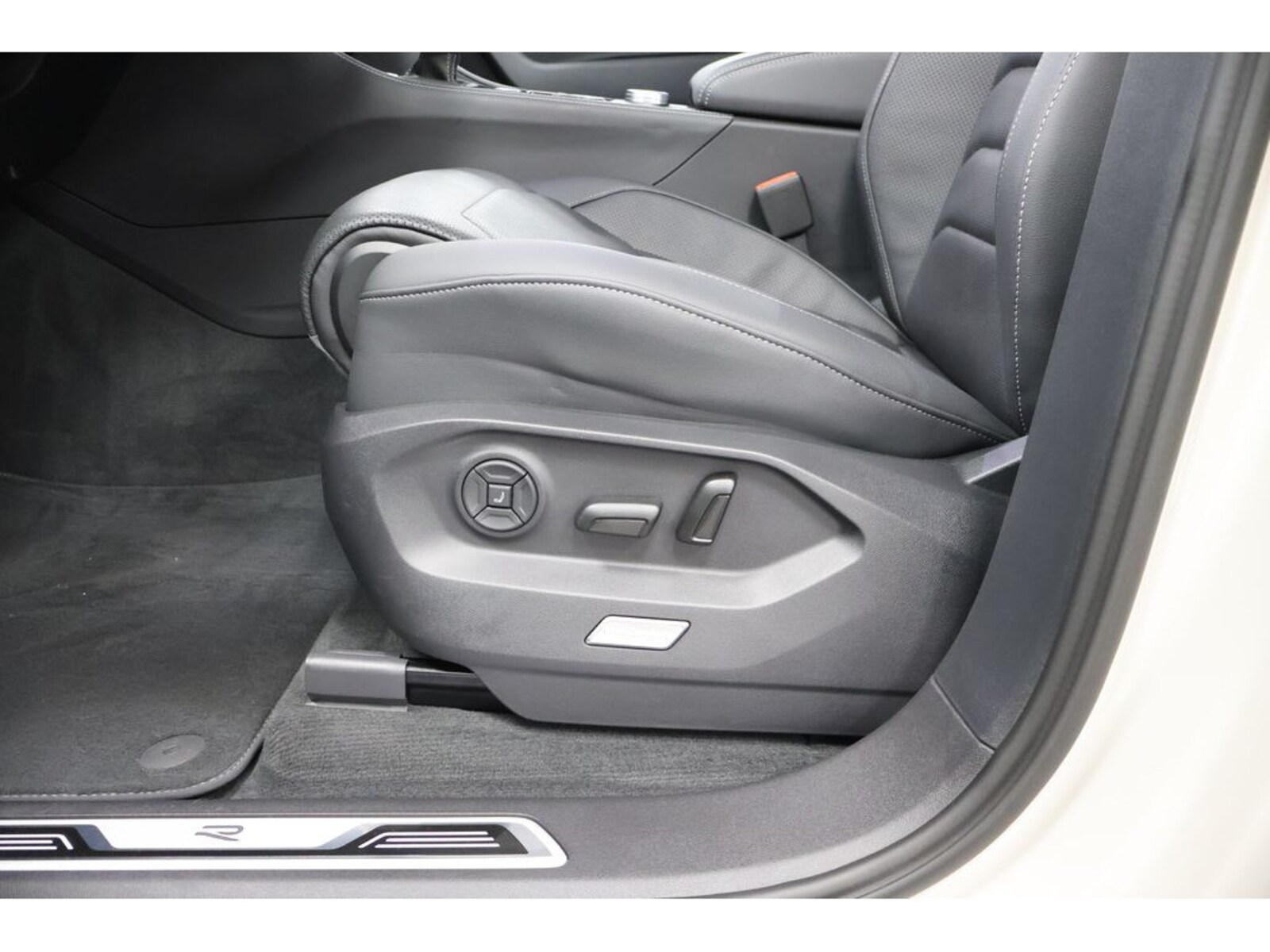 Volkswagen Touareg – Bild 23