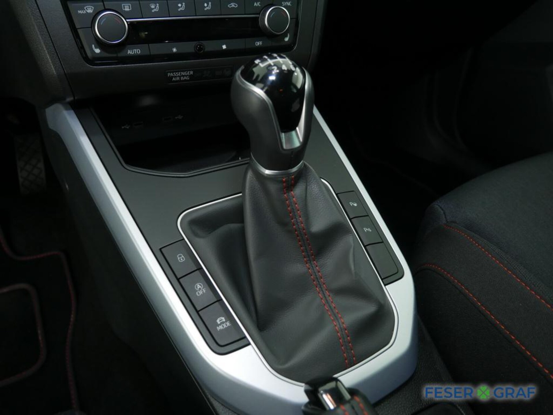 SEAT Arona FR