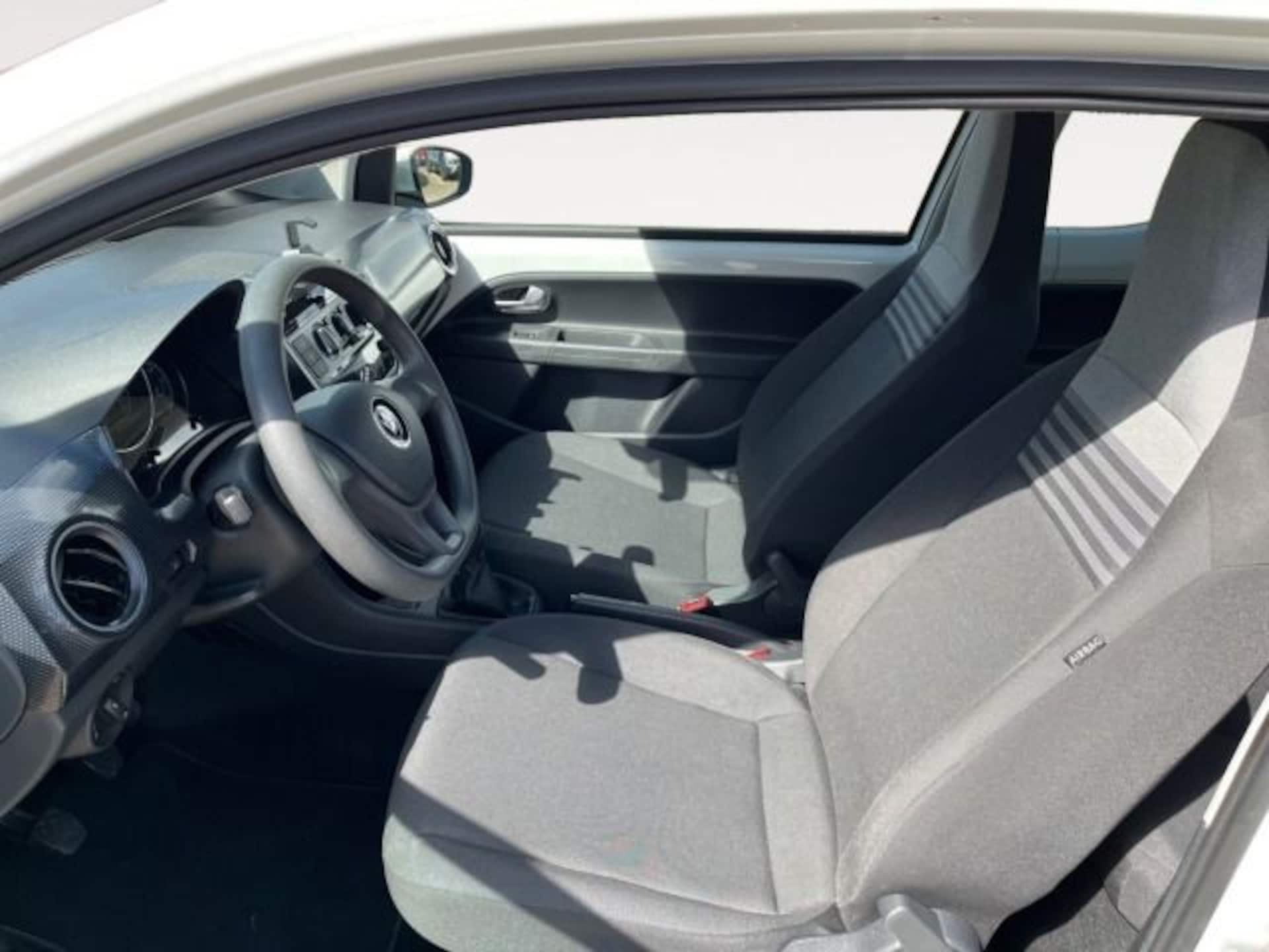 Volkswagen up!