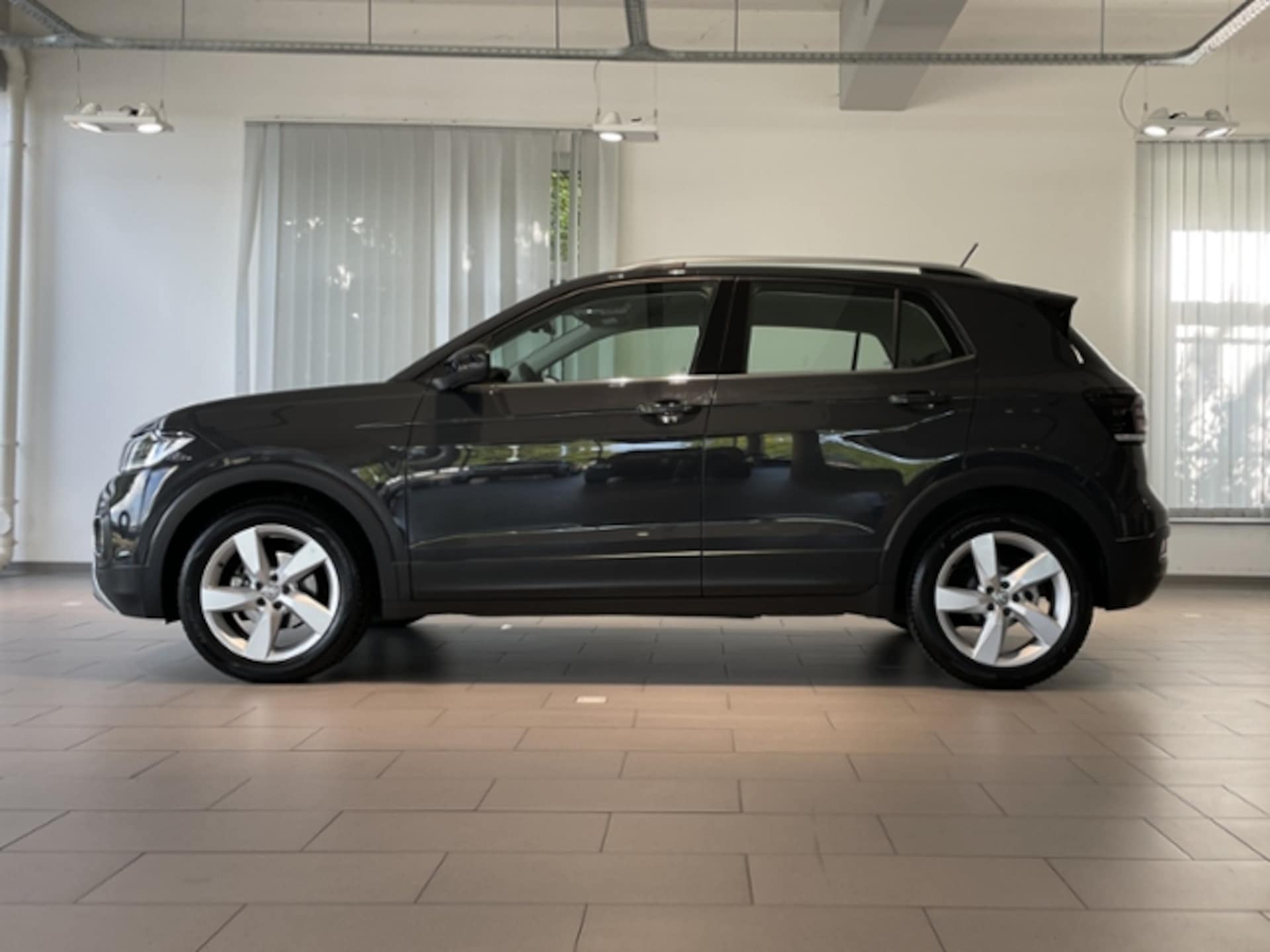 Volkswagen T-Cross Style