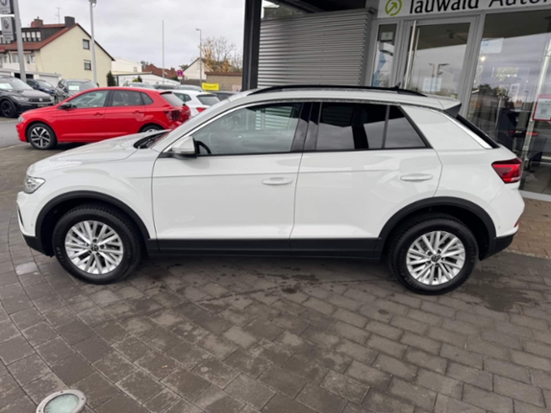 Volkswagen T-Roc Life
