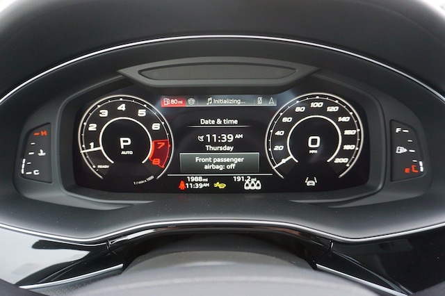 2025 Audi RS Q8 SUV performance