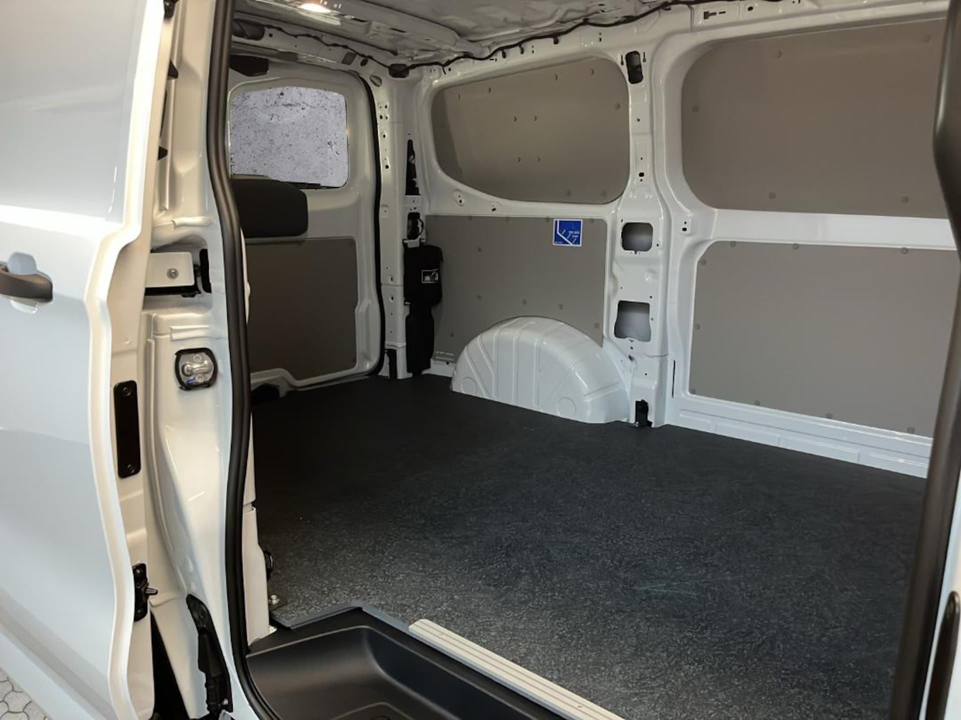 Volkswagen Transporter Kasten kurzer Radstand