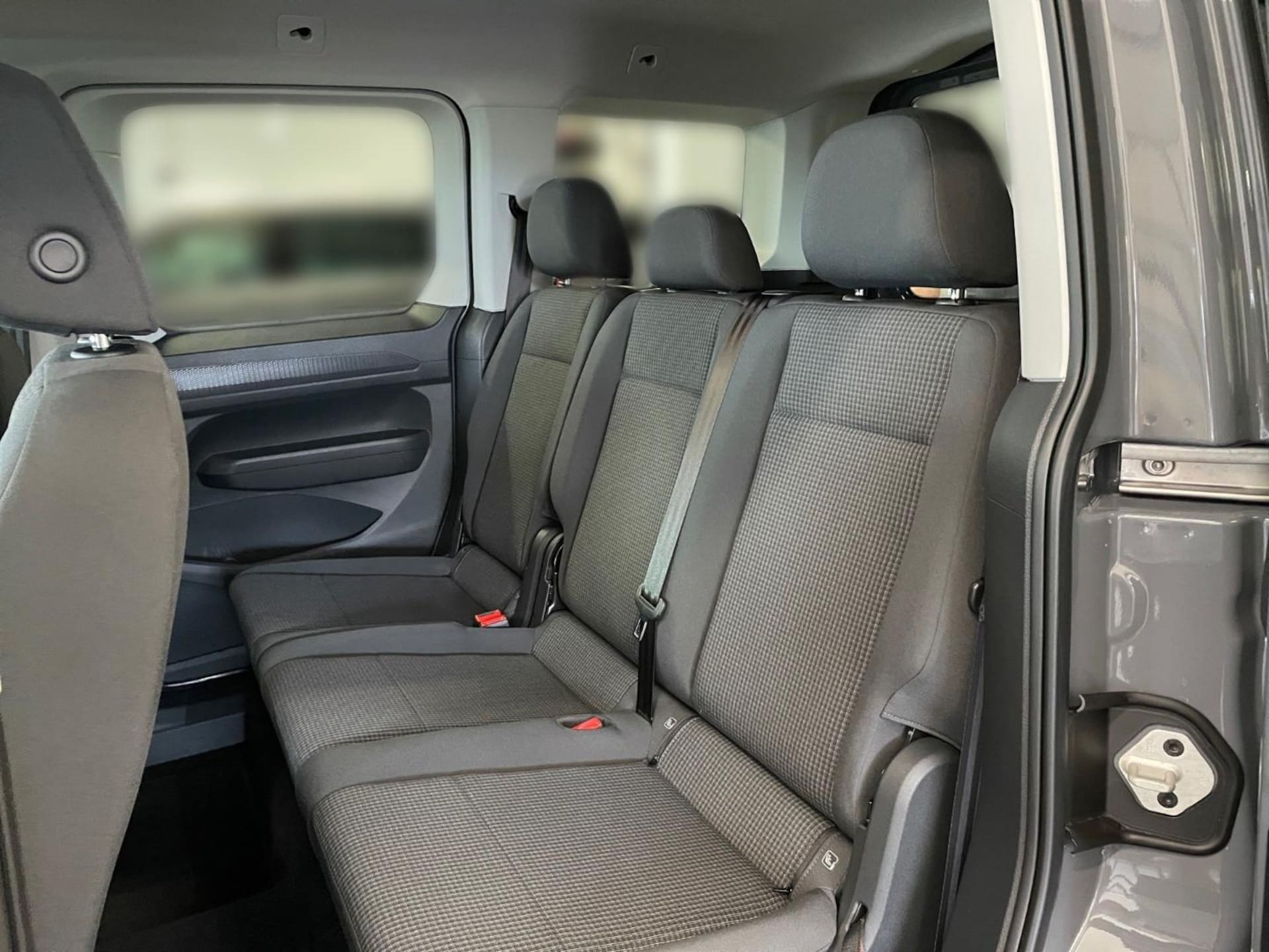 Volkswagen Caddy Basis-Modell
