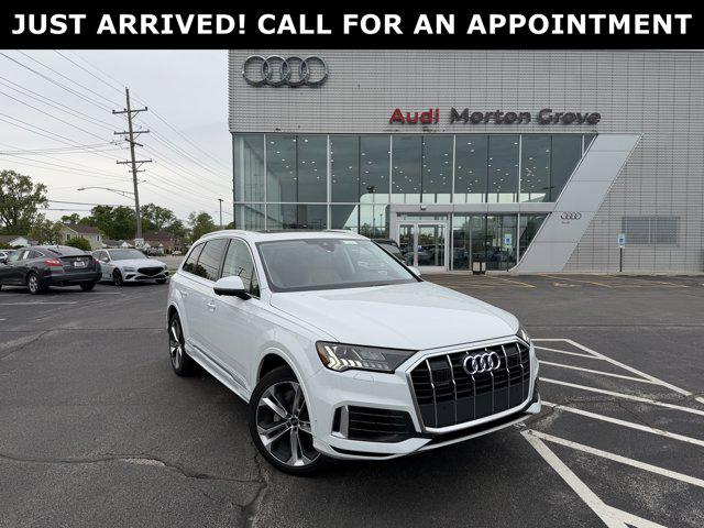 2023 Audi Q7 55 Premium Plus quattro Tiptronic's photo