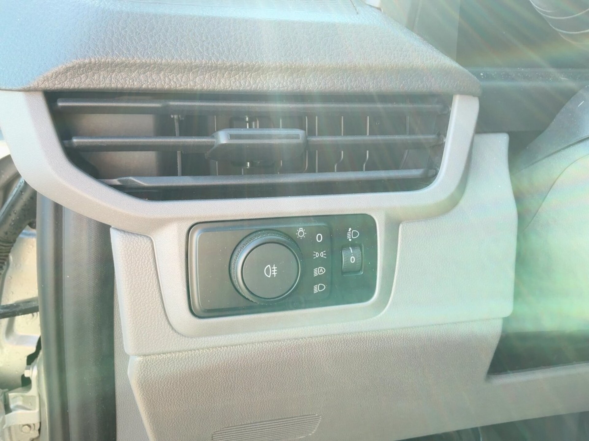 Volkswagen Transporter Kasten kurzer Radstand