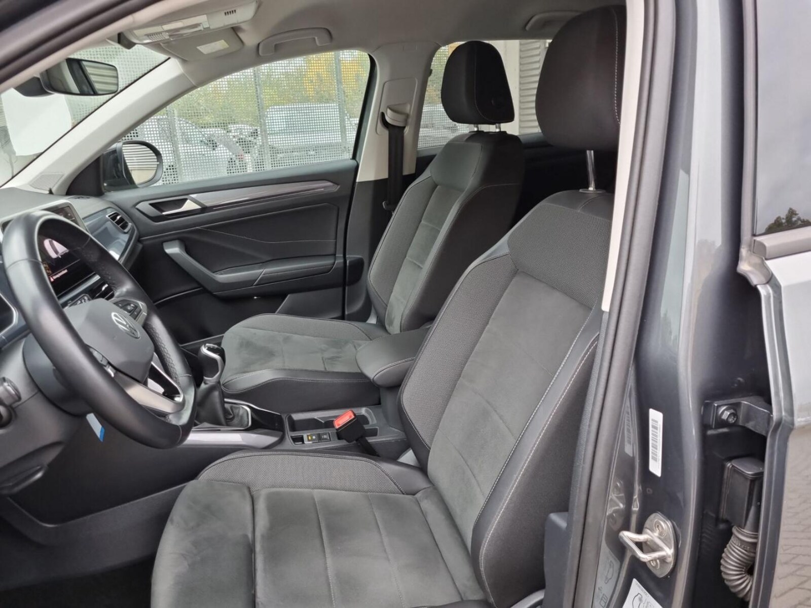 Volkswagen T-Roc – Bild 11