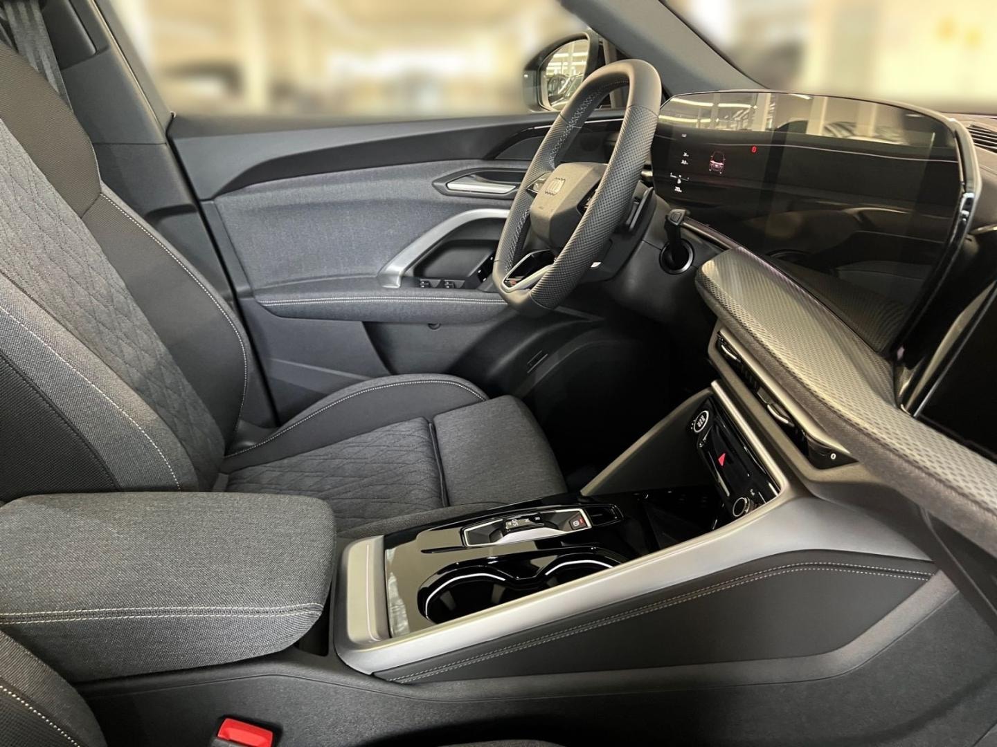 Bild über Audi Q5 SUV TDI quattro 150 kW S tronic - für weitere Informationen kontaktieren Sie den Audi Partner