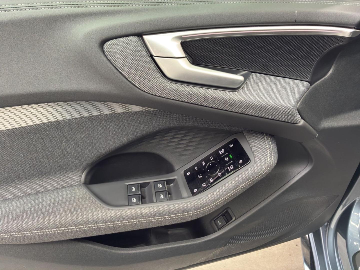 Bild über Audi A5 Avant TFSI quattro S tronic - für weitere Informationen kontaktieren Sie den Audi Partner