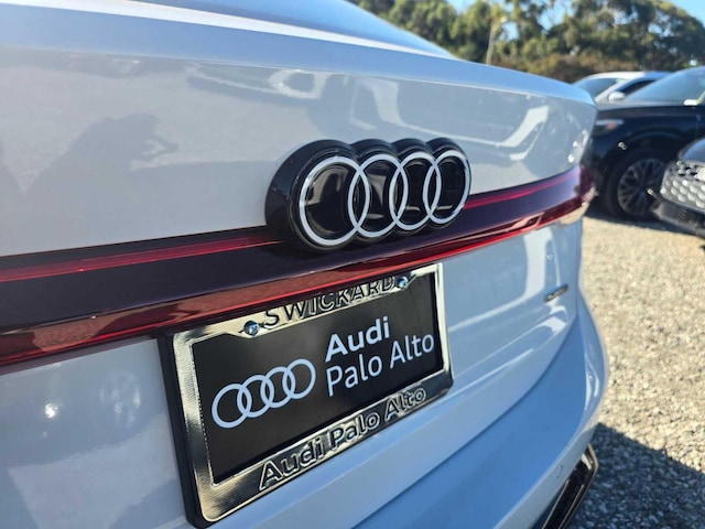 2025 Audi A6 Sportback e-tron Premium - Photo 17