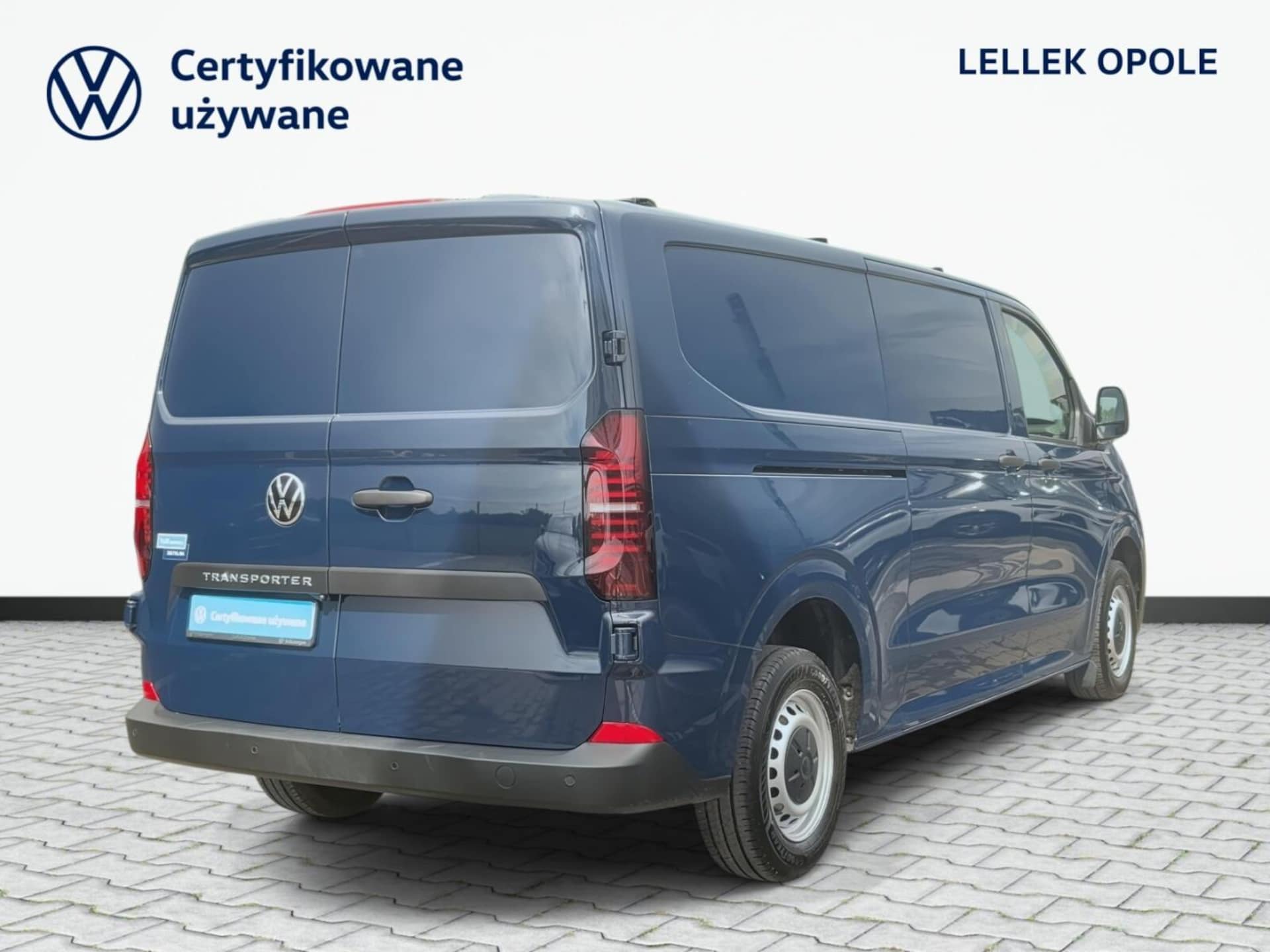 Volkswagen Transporter Furgon długi rozstaw osi