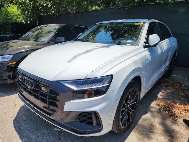 2023 Audi Q8
