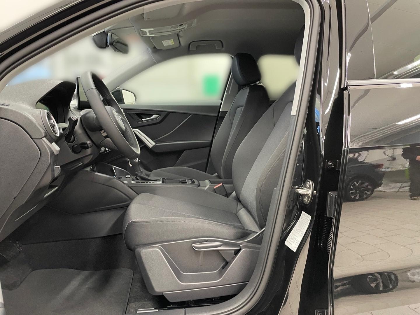 Bild über Audi Q2 advanced 35 TFSI S tronic - für weitere Informationen kontaktieren Sie den Audi Partner